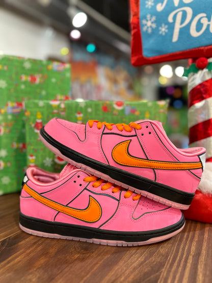 Nike SB Dunk Low x Powerpuff Girls “Blossom”