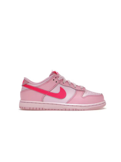 Nike dunk low “Triple Pink”