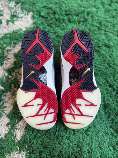 Kobe 4 Protro “Gold Medal”