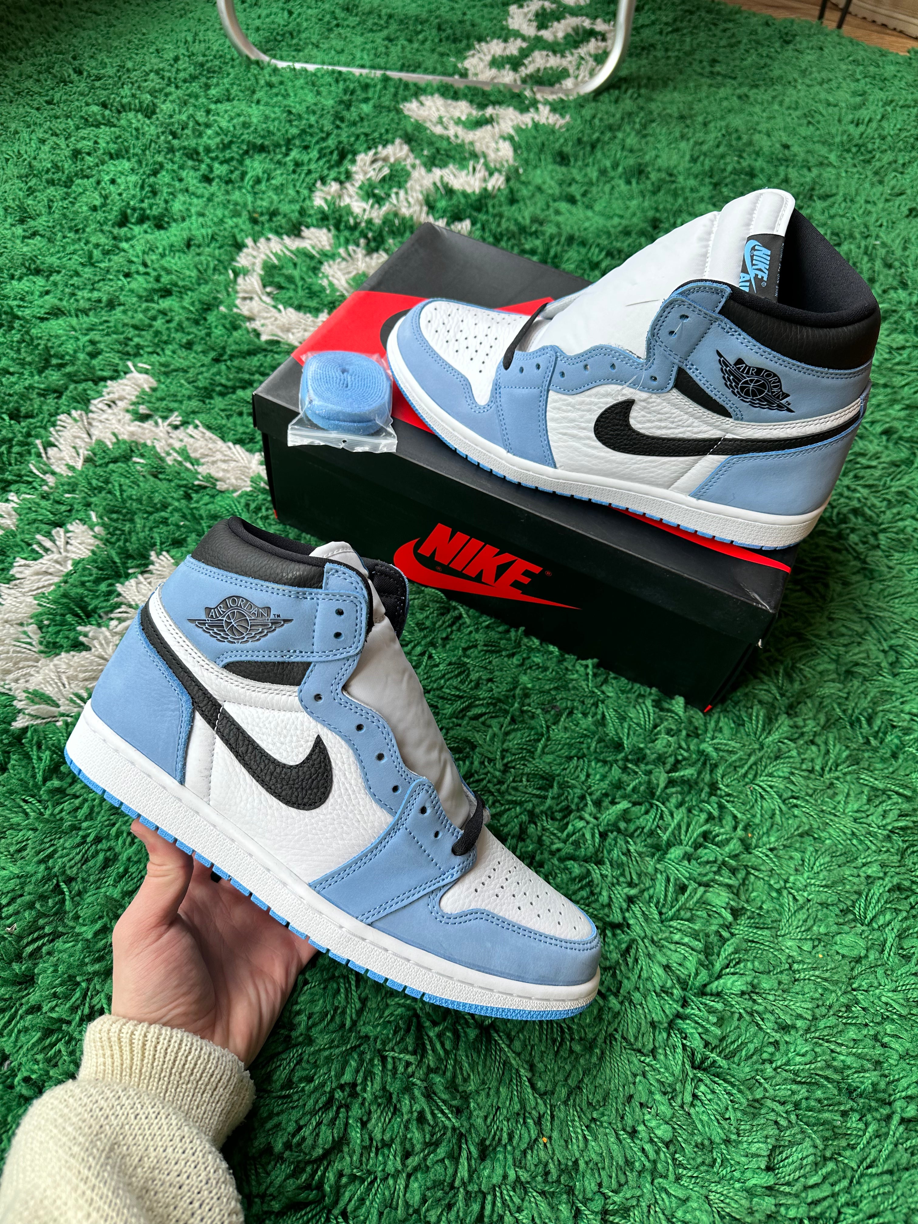 Jordan 1 High “University Blue”