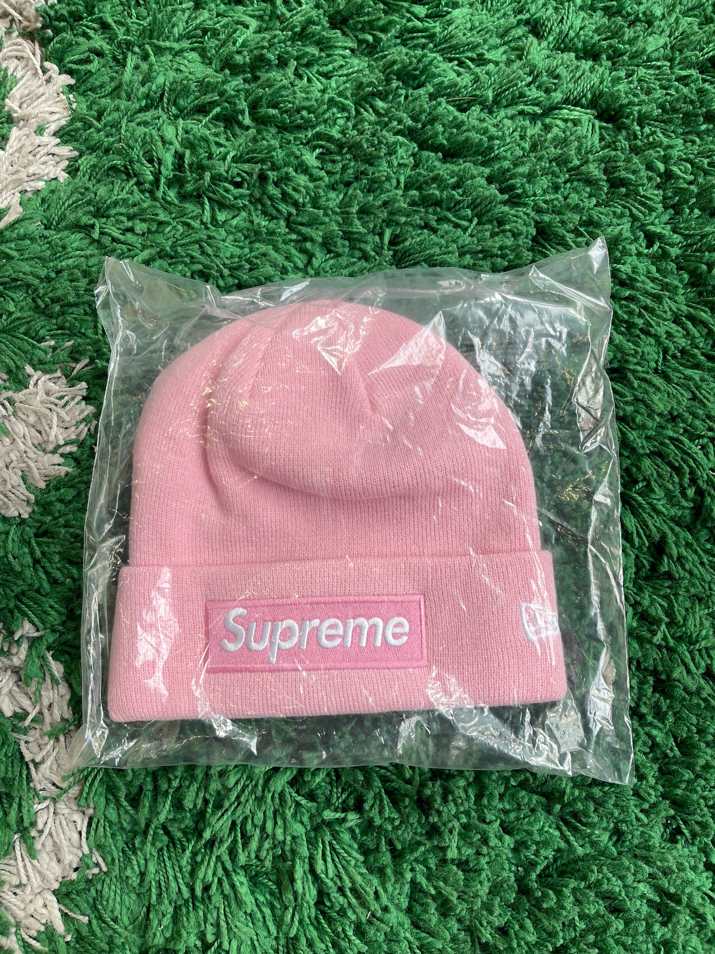 Supreme Beanie “Pink Box Logo”