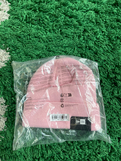 Supreme Beanie “Pink Box Logo”