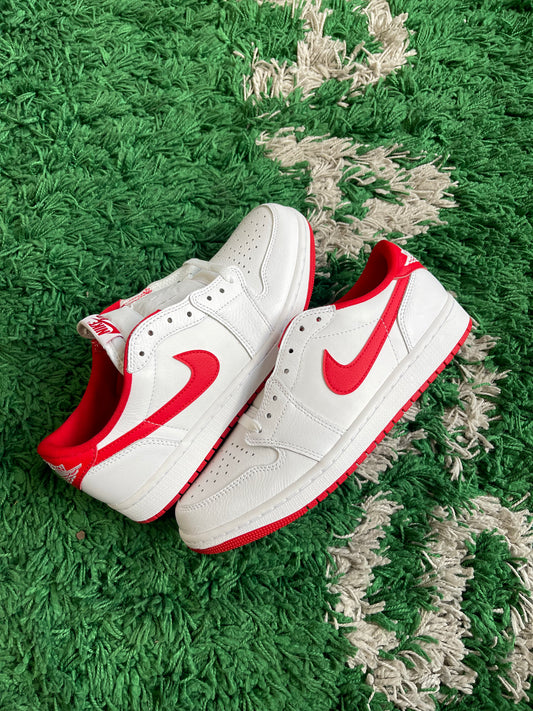 Jordan 1 Low “University Red”