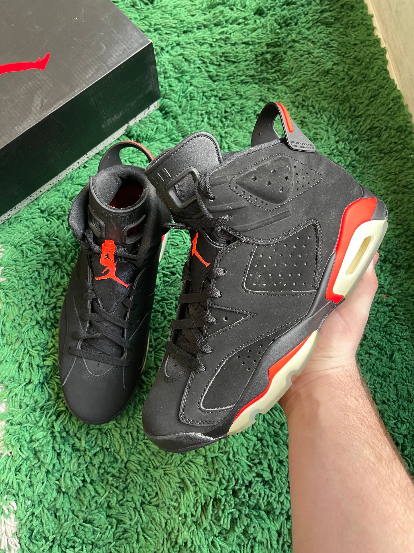 Jordan 6 “Infrared”