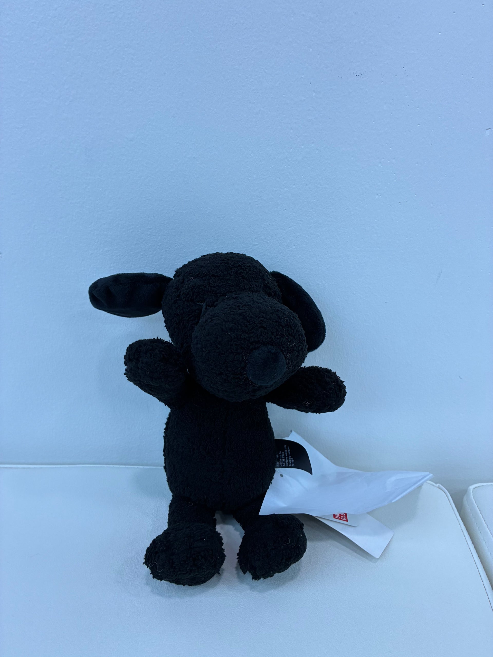 KAWS x UNIQLO x PEANUTS SNOOPY PLUSH Small “Black”