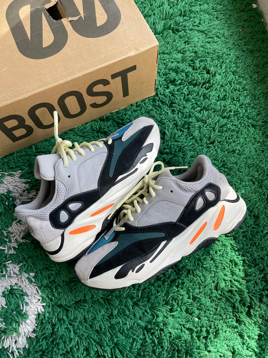 Yeezy 700 “Wave Runner”