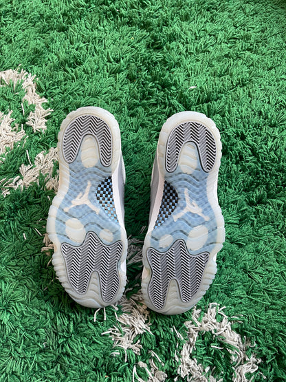 Jordan 11 Low “Cement Grey”