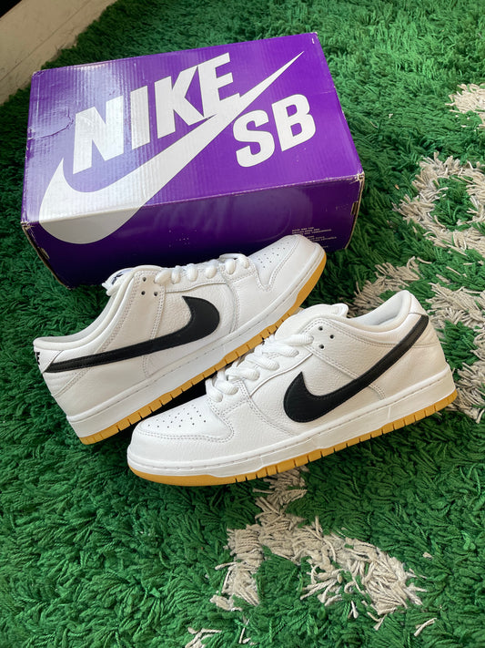 Nike SB Dunk Low “City of Cinema”
