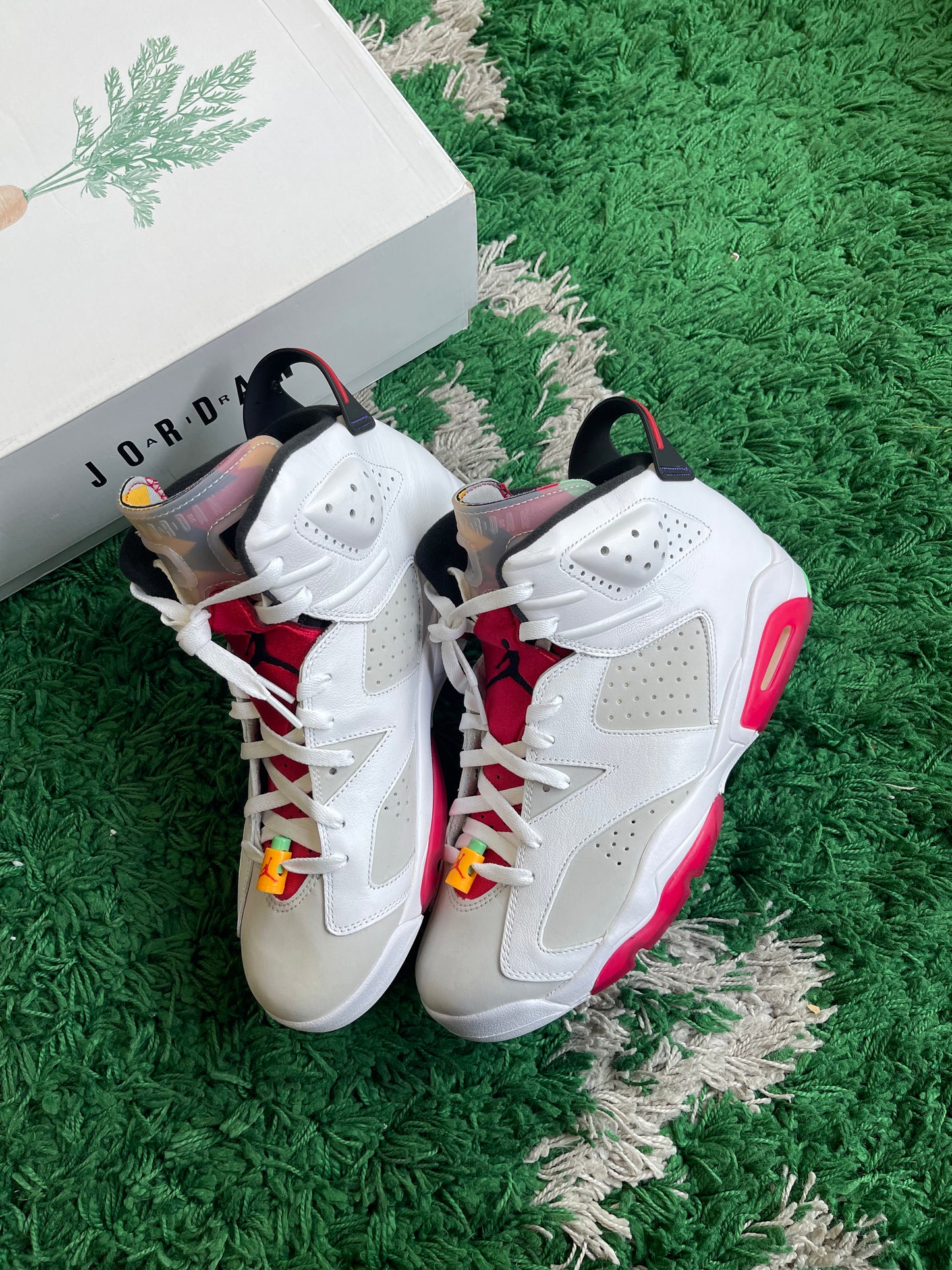 Jordan 6 “Hare”