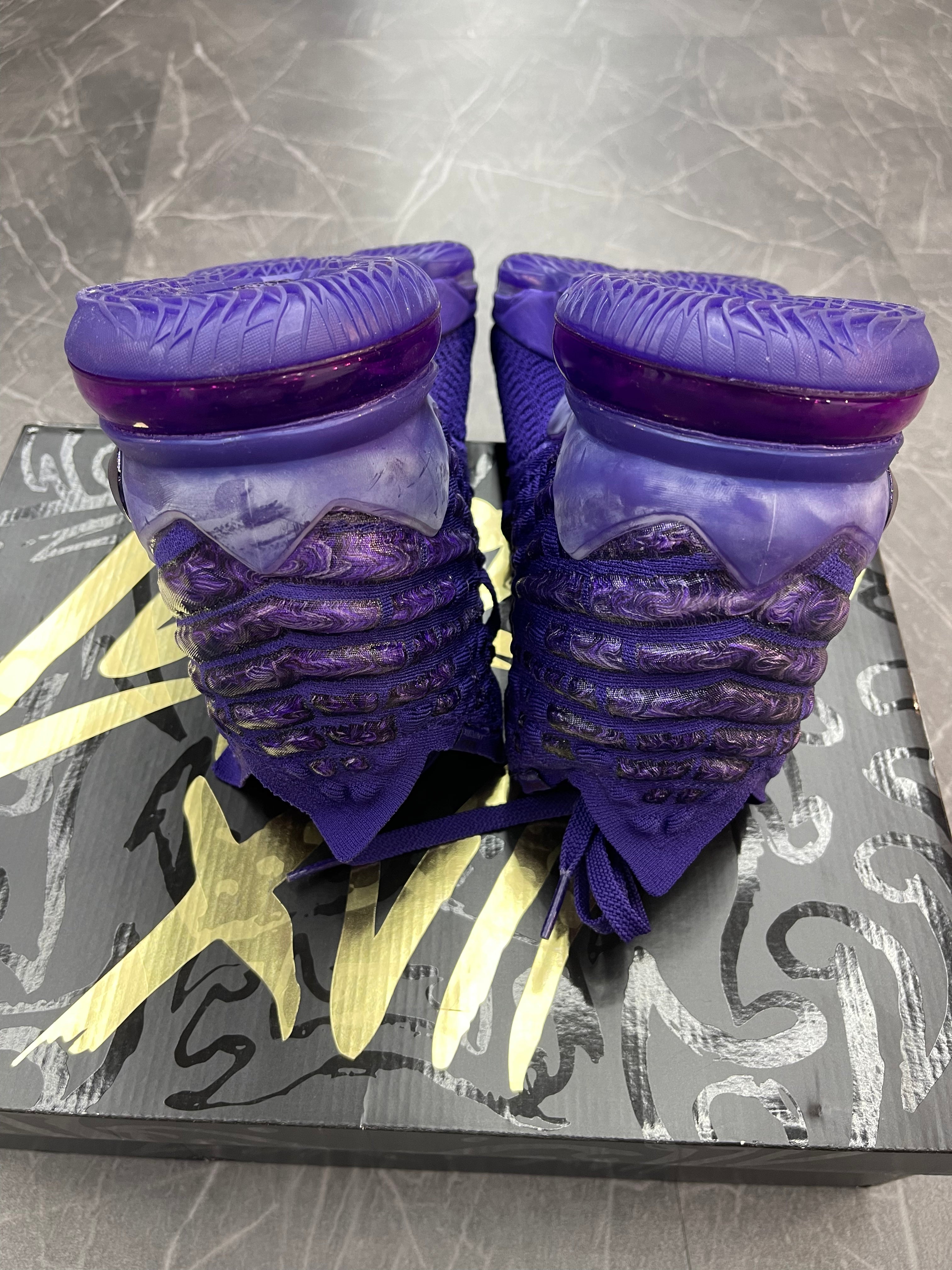 Nike LeBron 17 “2k”