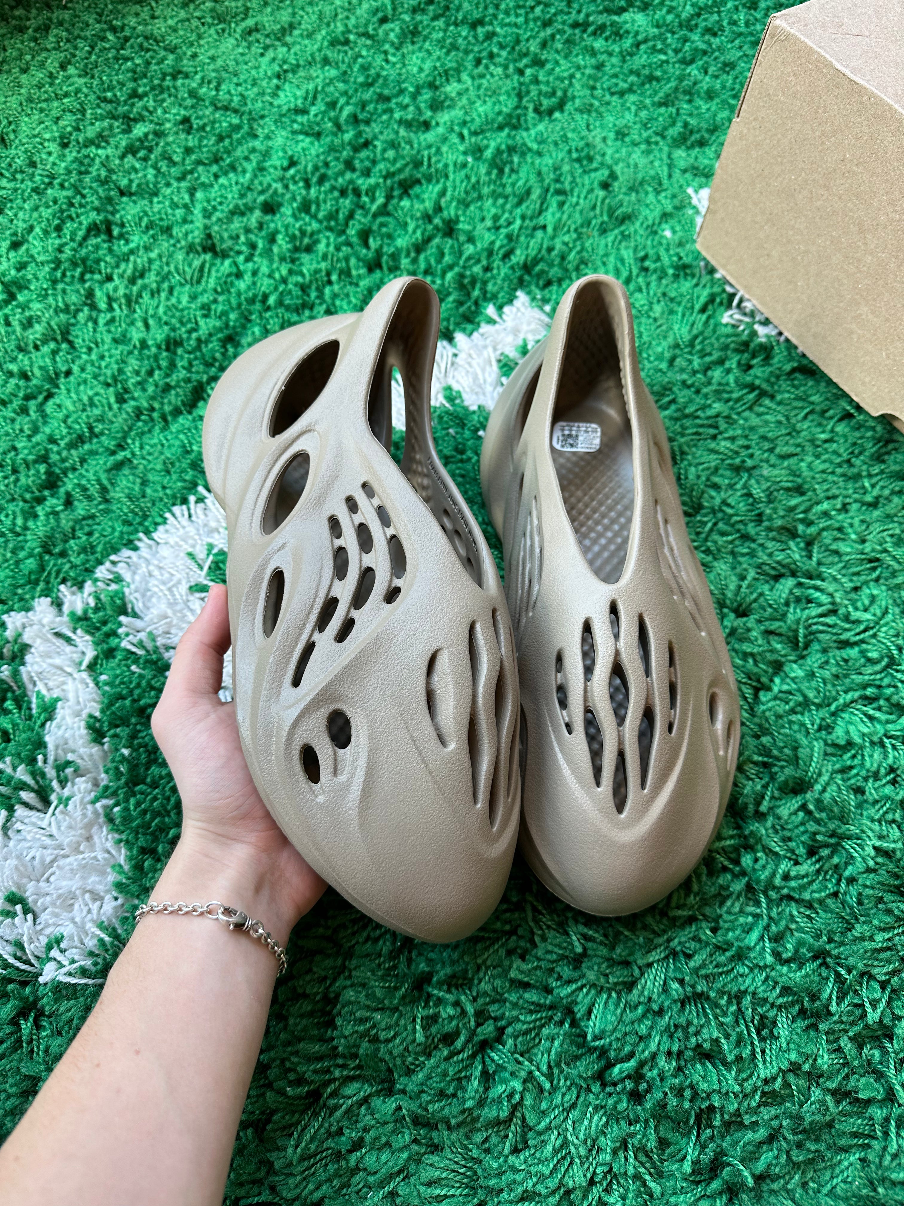 Yeezy Foam RNR “Stone Taupe”