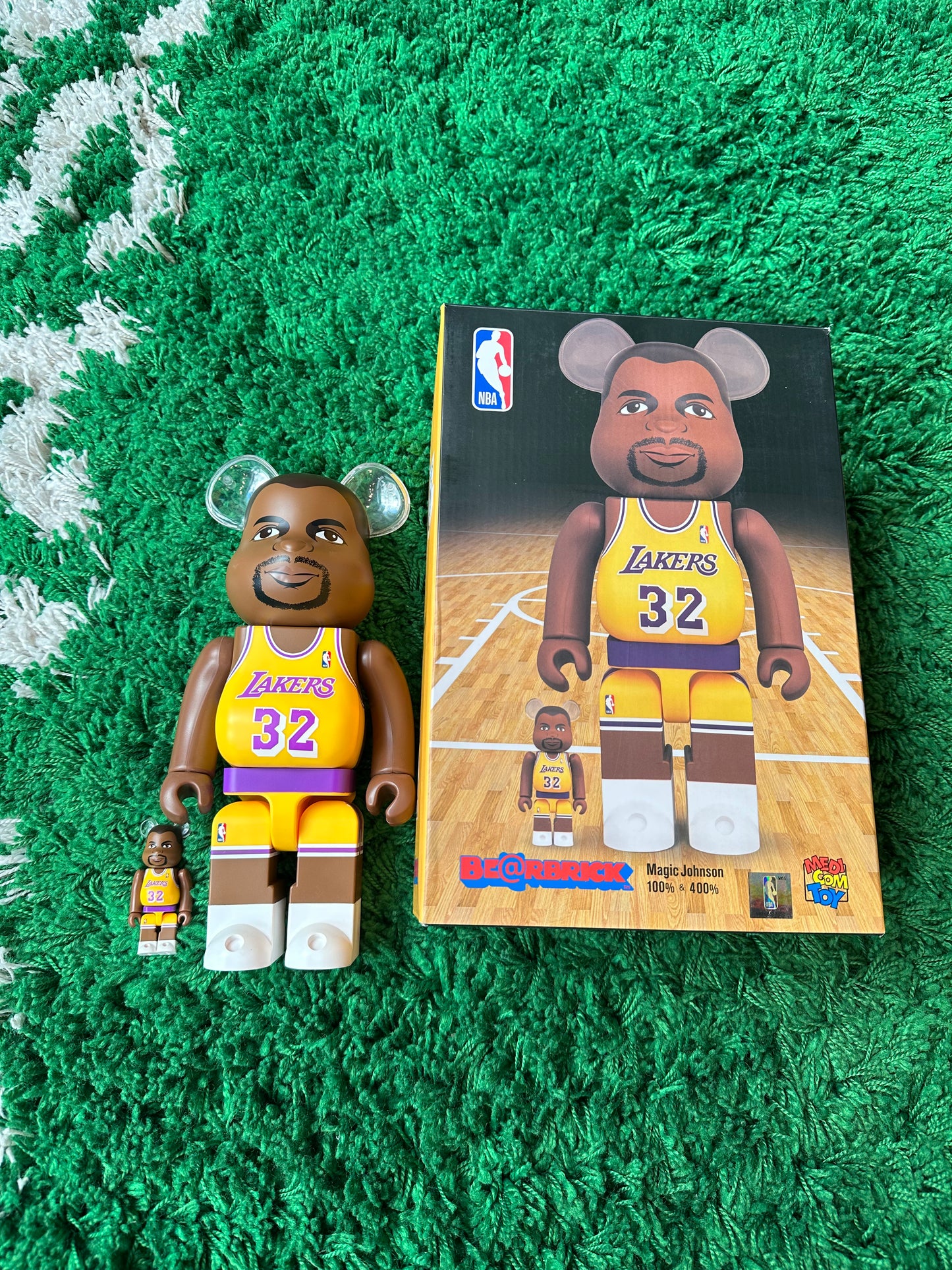 BearBrick x NBA “Magic Johnson” 100% + 400%