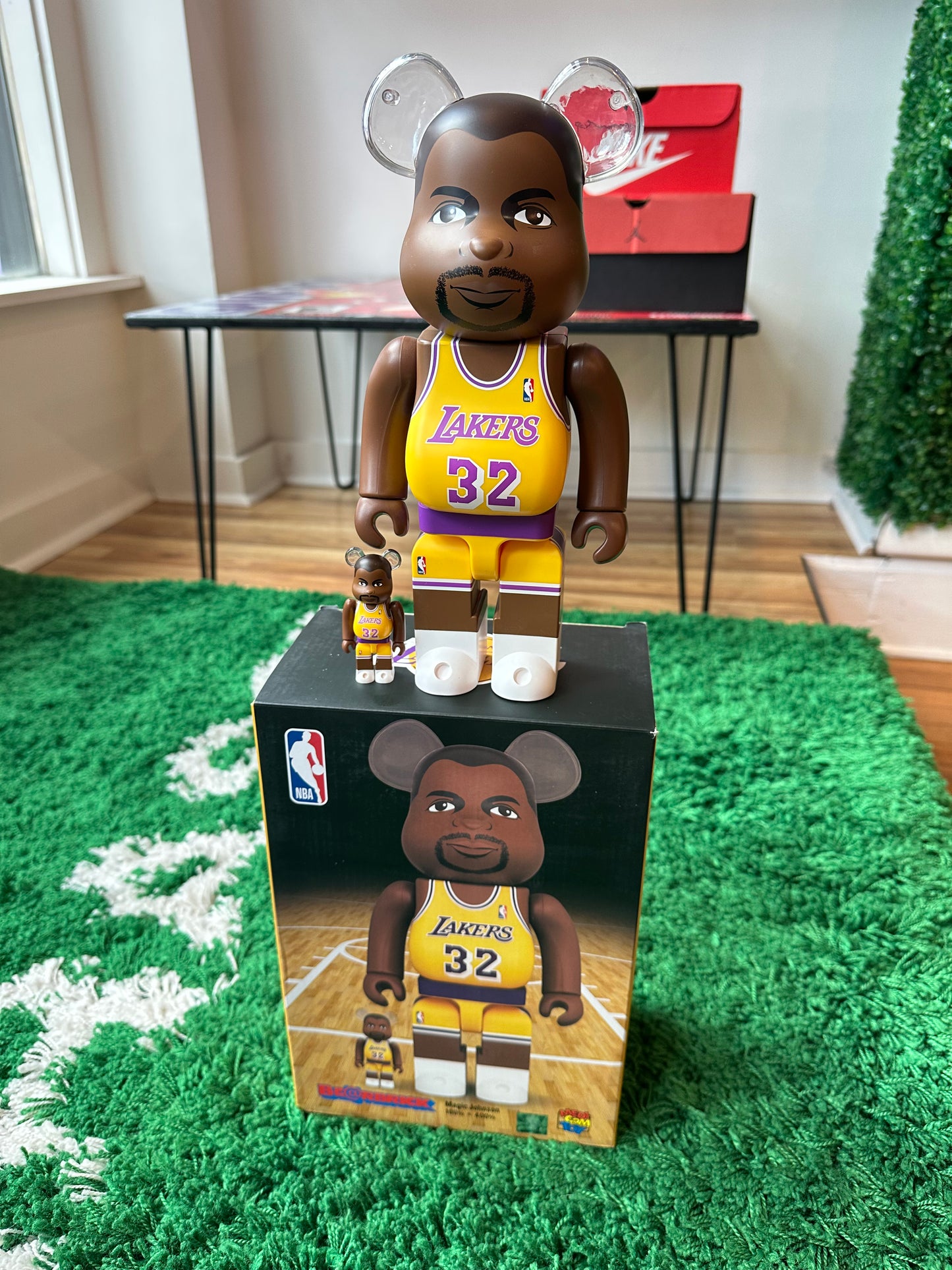 BearBrick x NBA “Magic Johnson” 100% + 400%