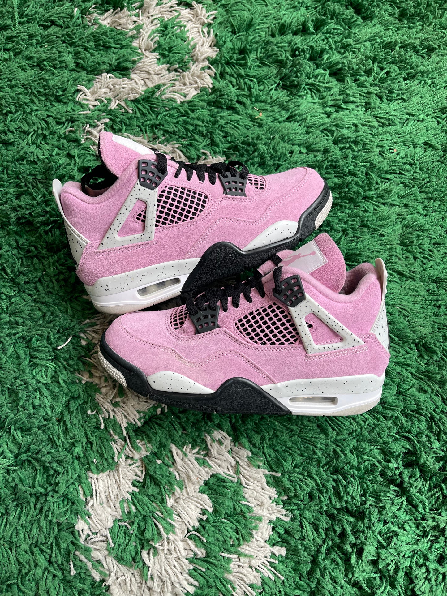 Jordan 4 “Orchid”
