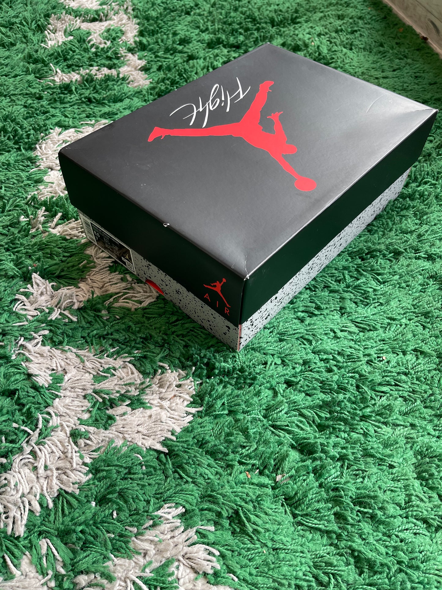 Jordan 4 “Orchid”