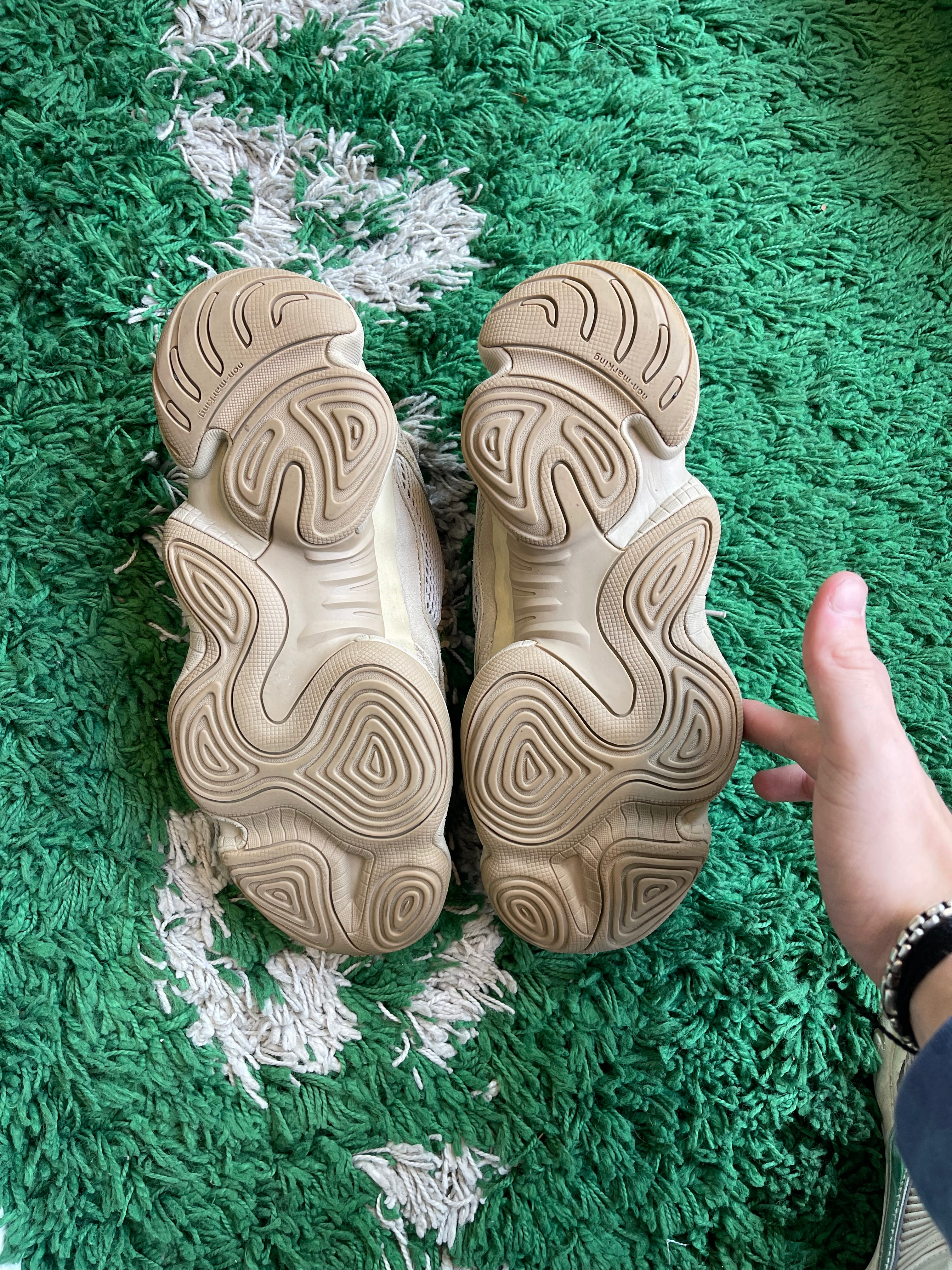 Yeezy 500 “Taupe Light”