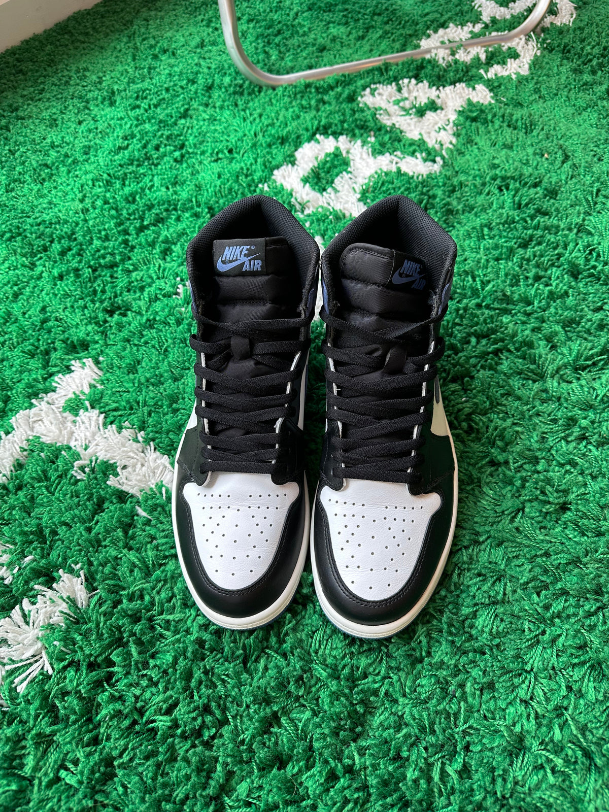 Jordan 1 High “Blue Moon” (Size 13) - Image 2