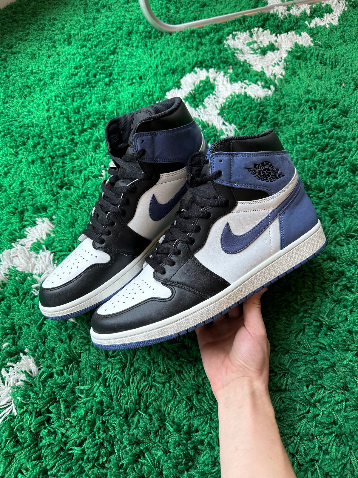 Jordan 1 High “Blue Moon” (Size 13) - Image 3