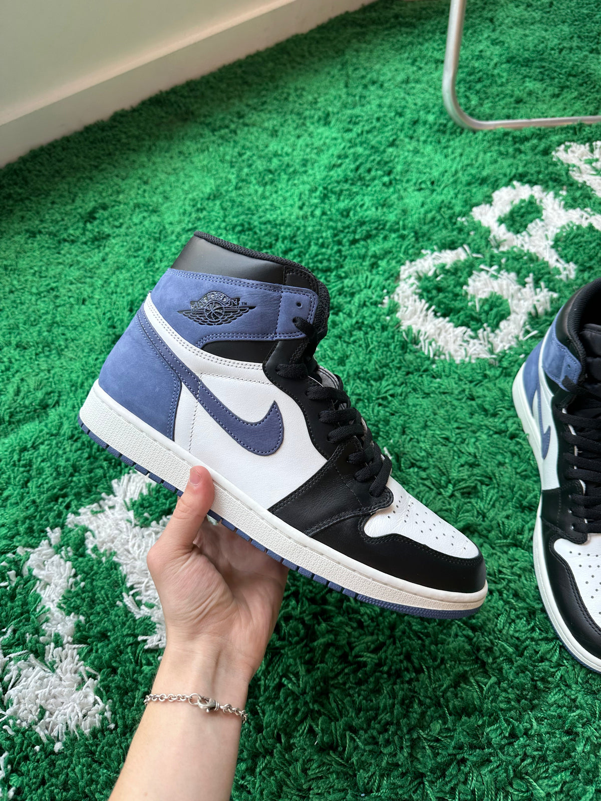 Jordan 1 High “Blue Moon” (Size 13) - Image 8