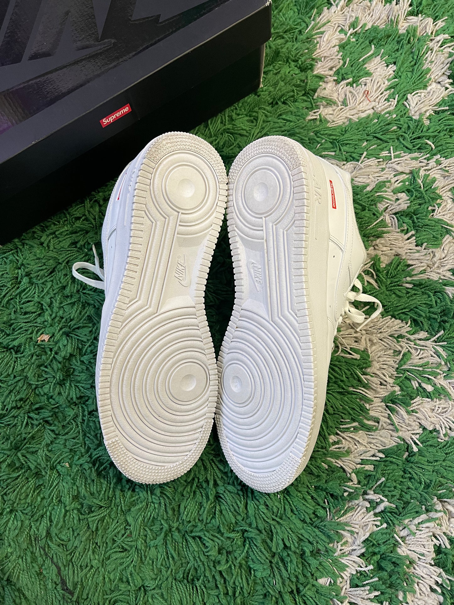 Supreme Air Force Low “White”