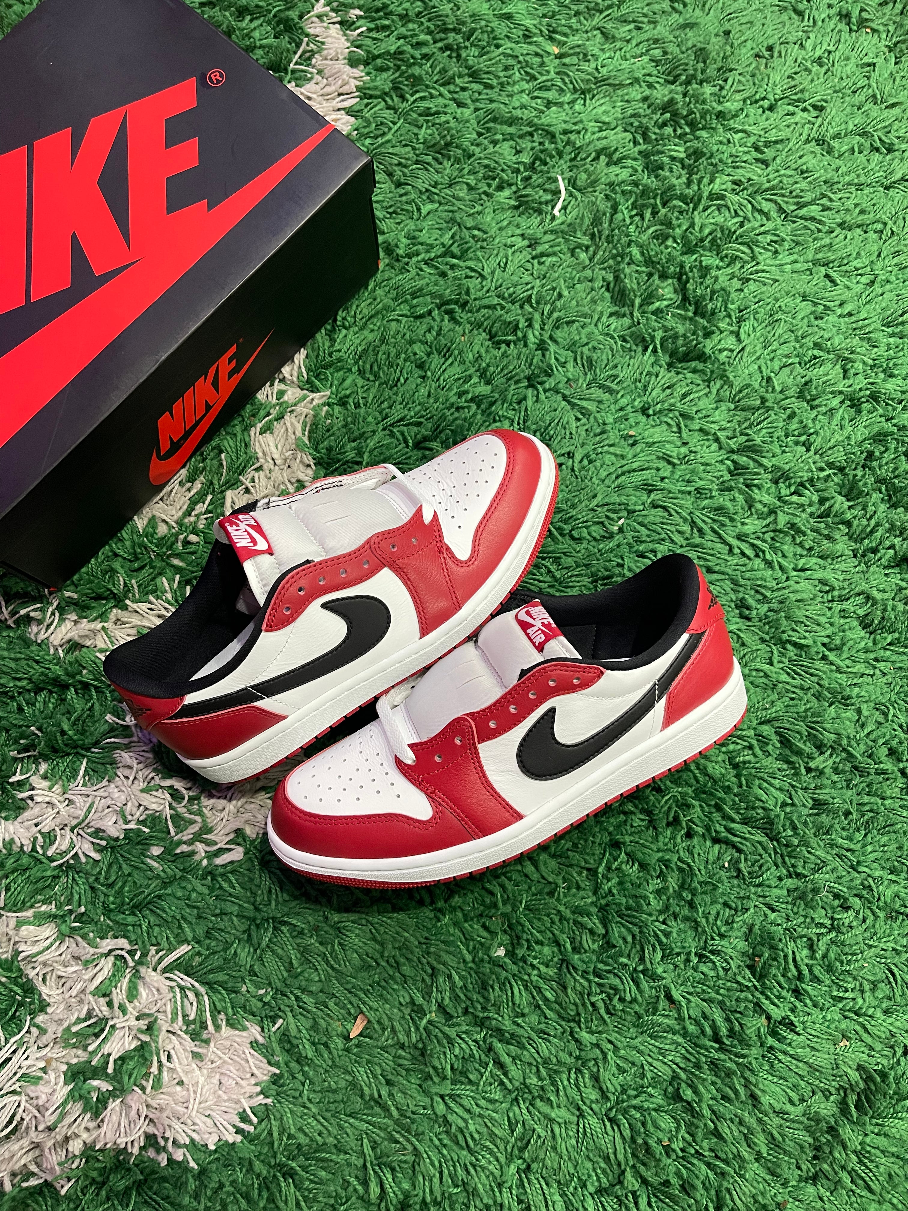 Jordan 1 Low OG “Chicago” (2025)