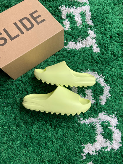 Yeezy Slide “Glow Green”