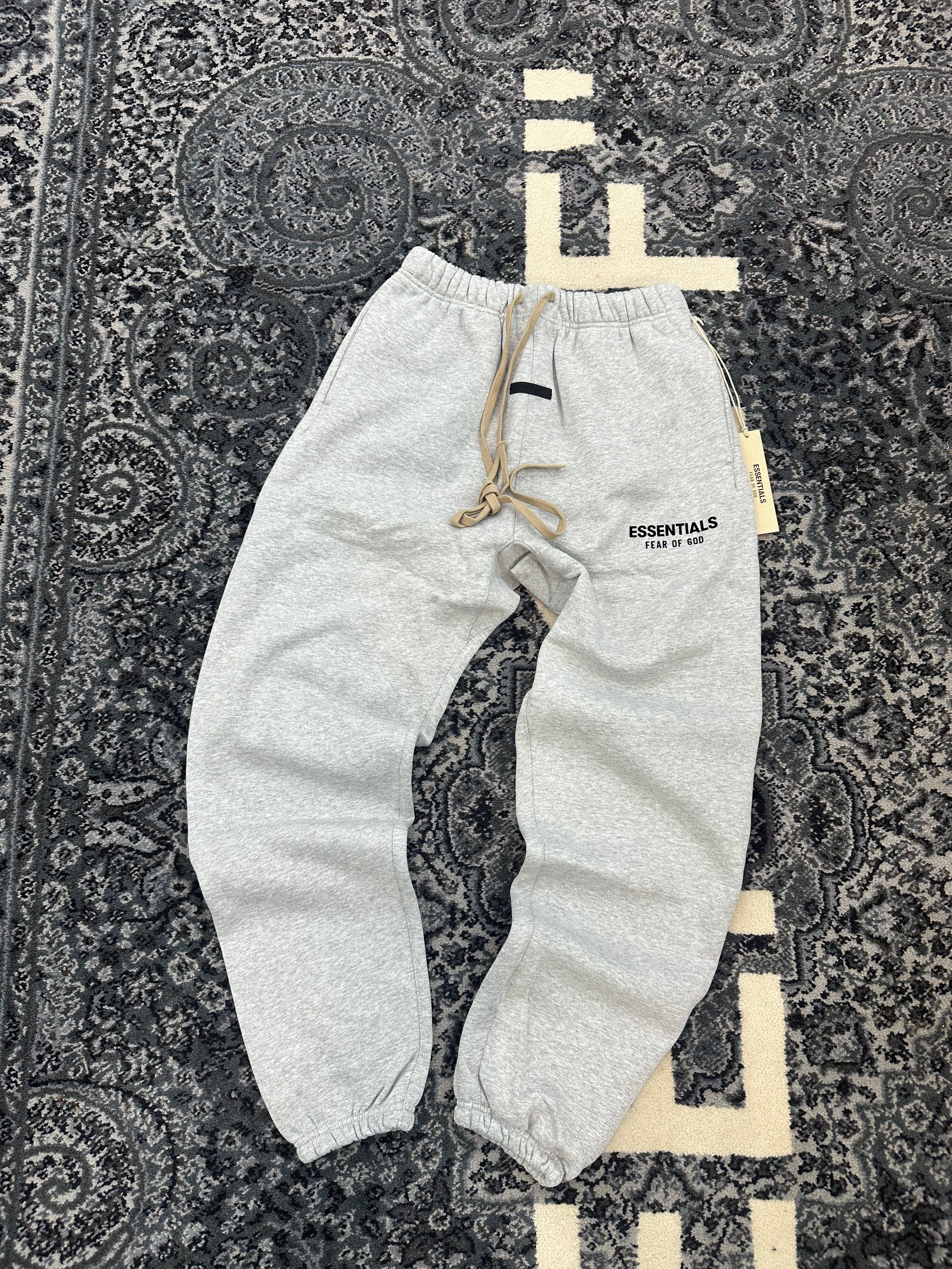 Essentials Sweatpants “Light Heather Grey”