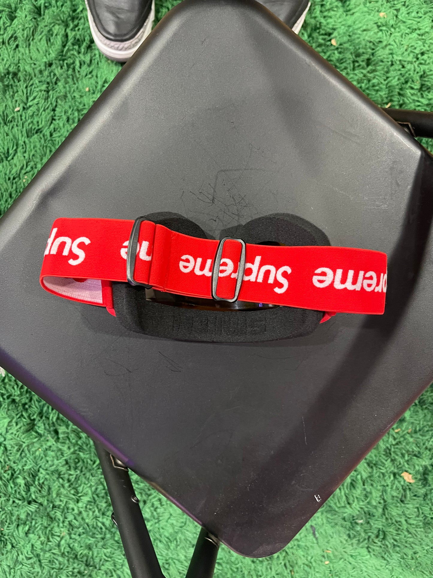 Supreme Smith Cariboo OTG SKI GOGGLES