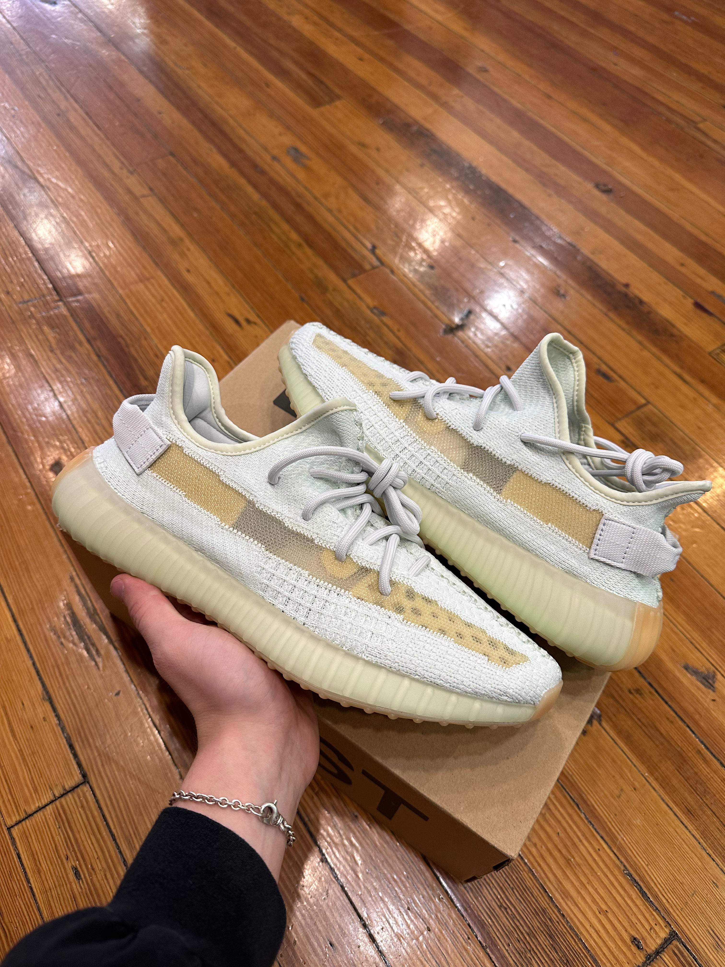 Yeezy Boost 350 “Hyperspace”