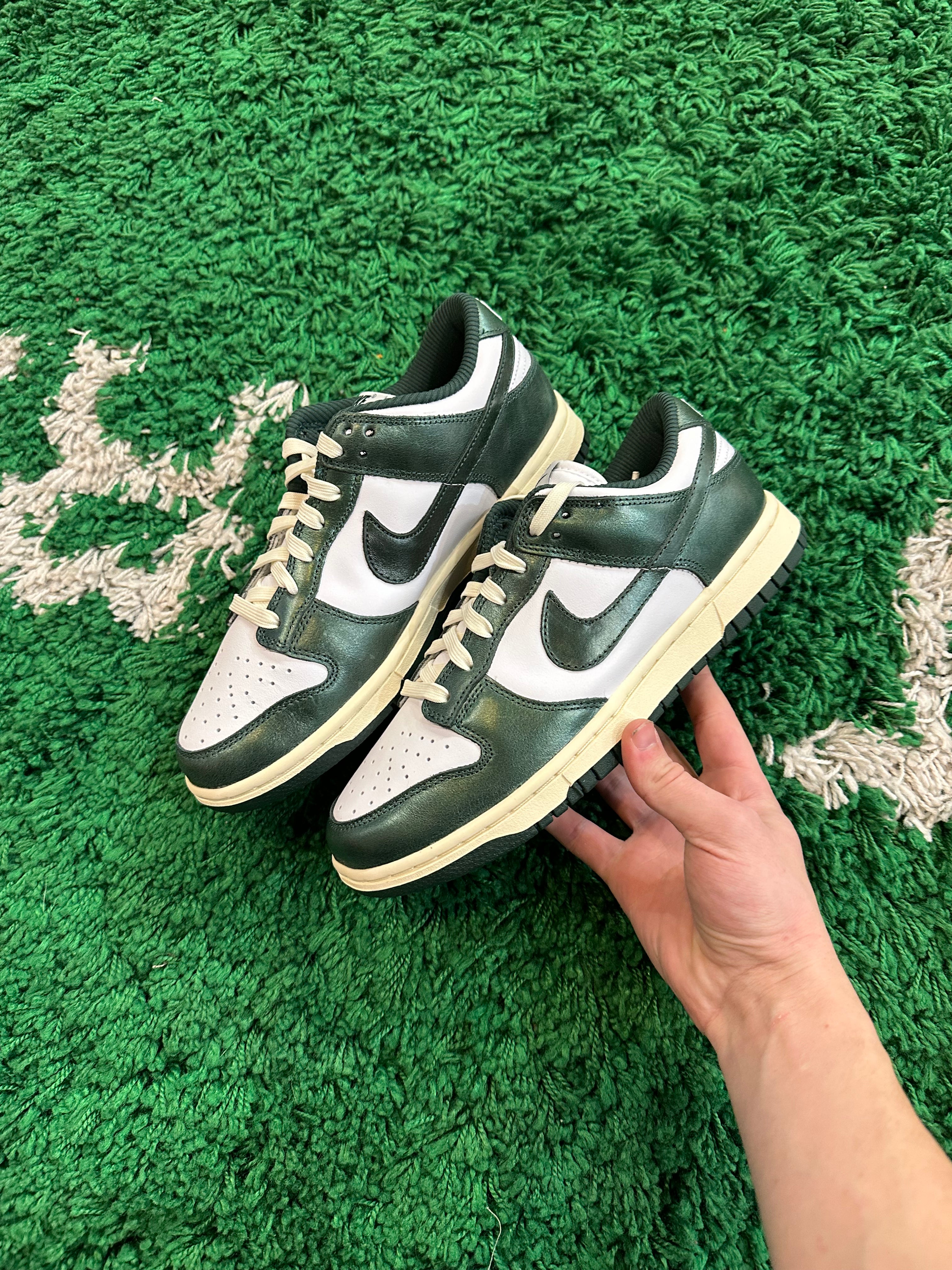 Nike Dunk Low “Vintage Green”