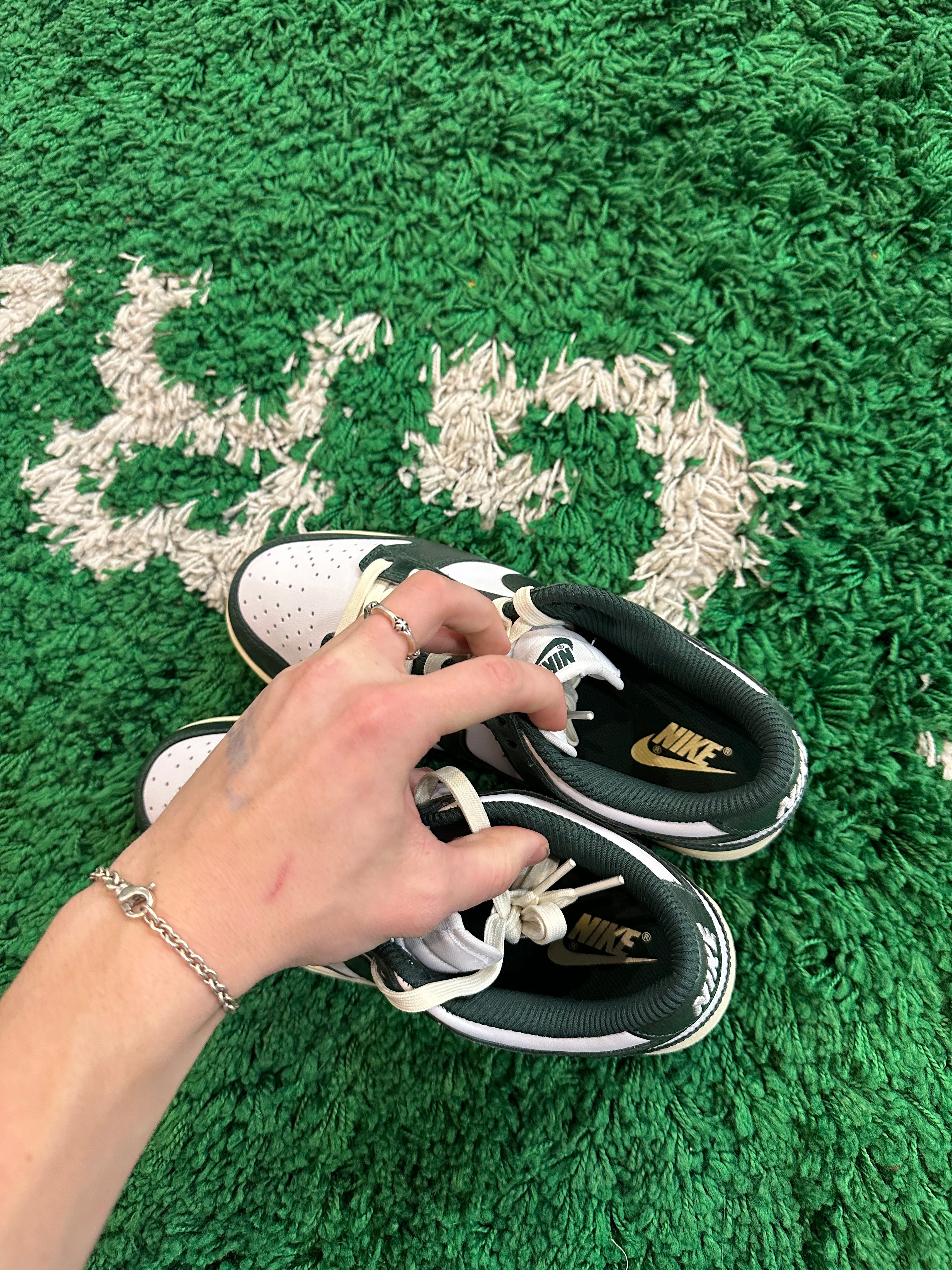 Nike Dunk Low “Vintage Green”