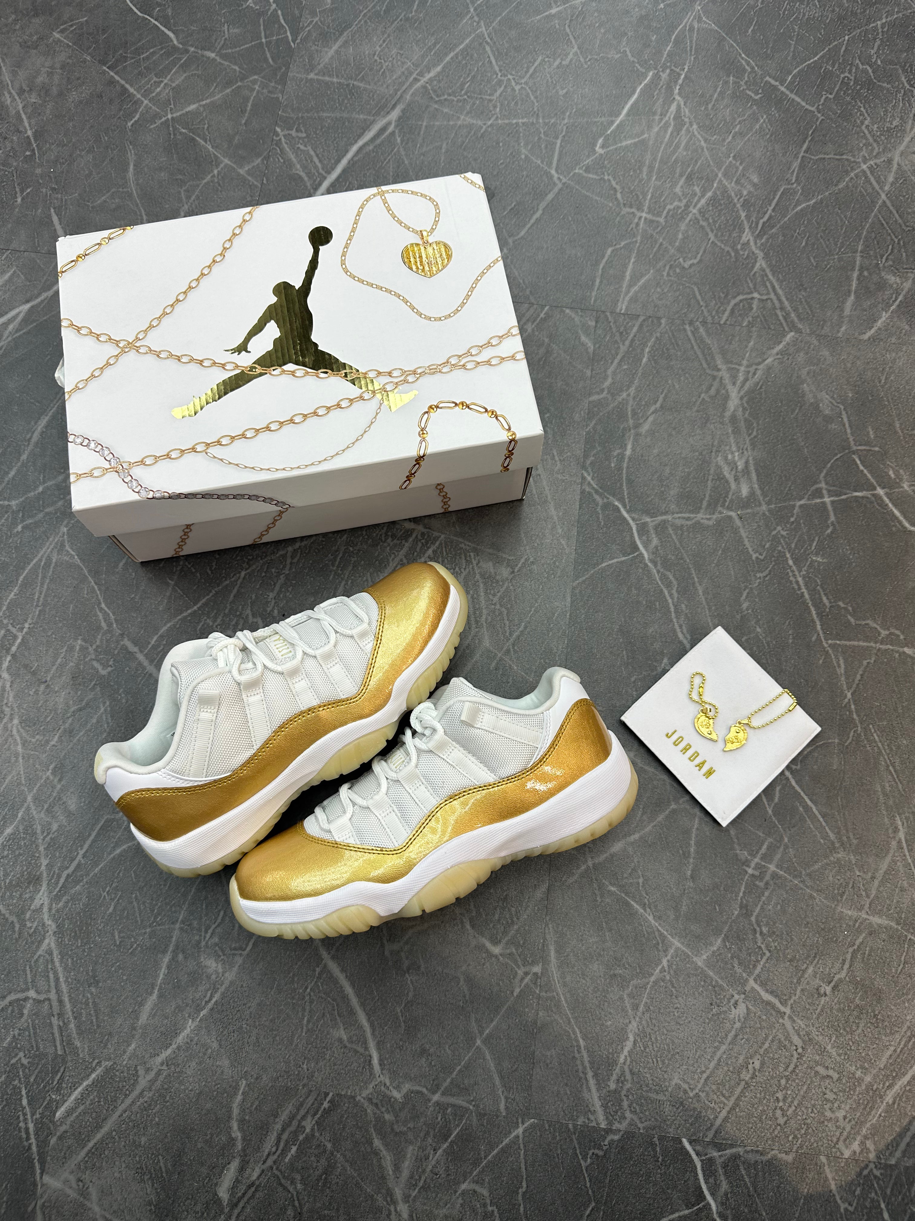 Jordan 11 “Mothers Day”