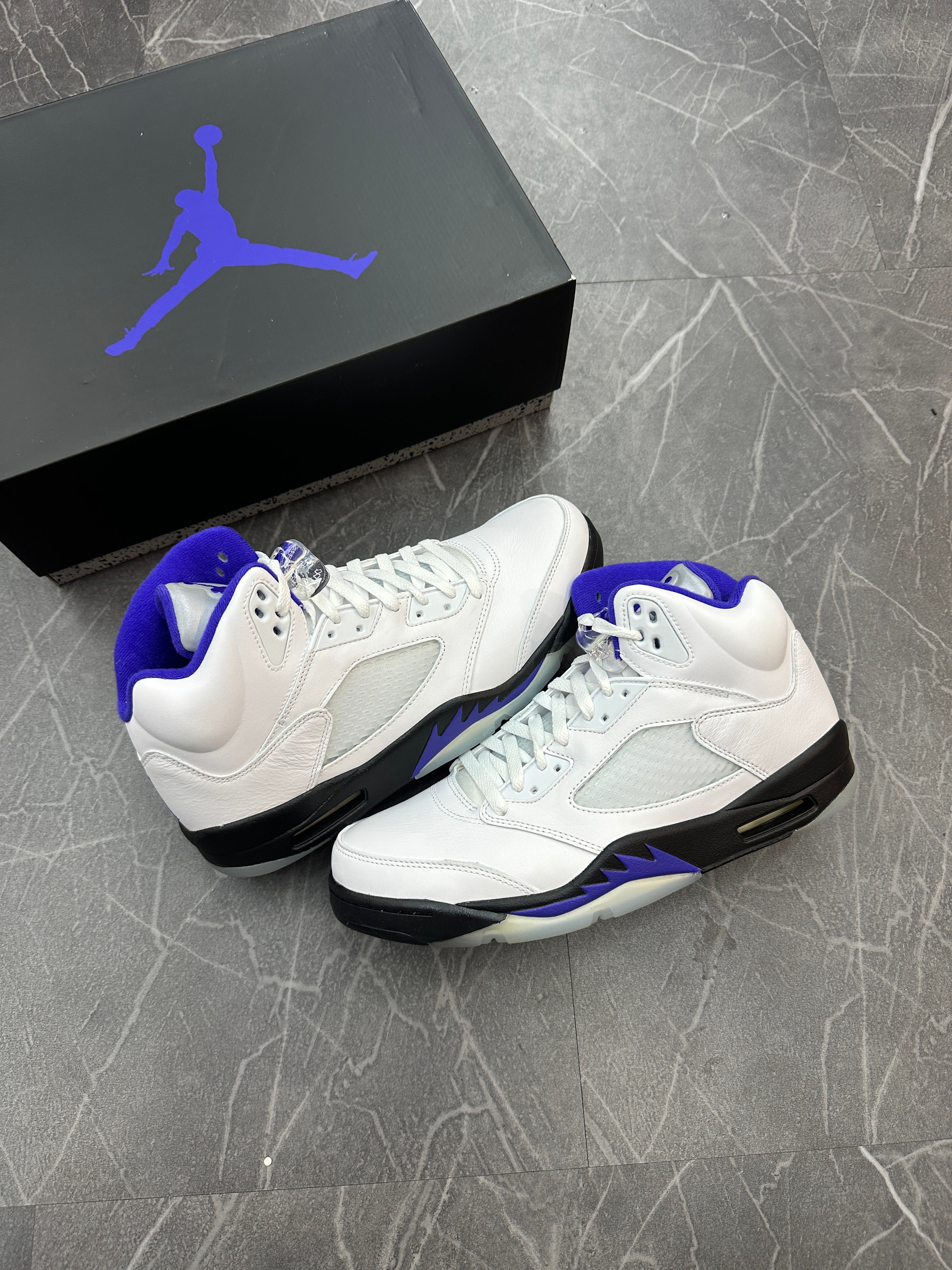 Jordan 5 “Dark Concord”
