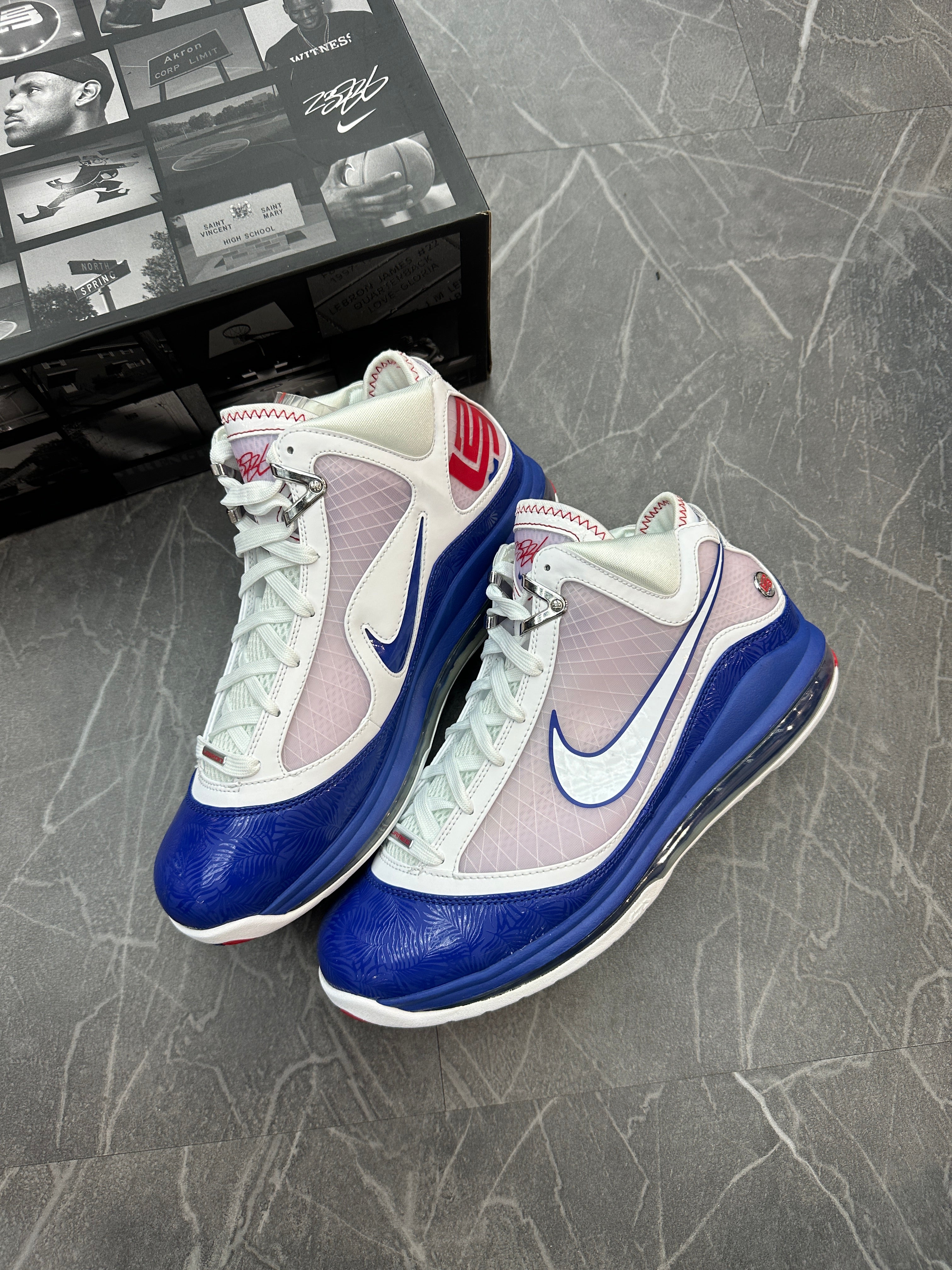 Nike LeBron 7 “Los Angeles Dodgers”