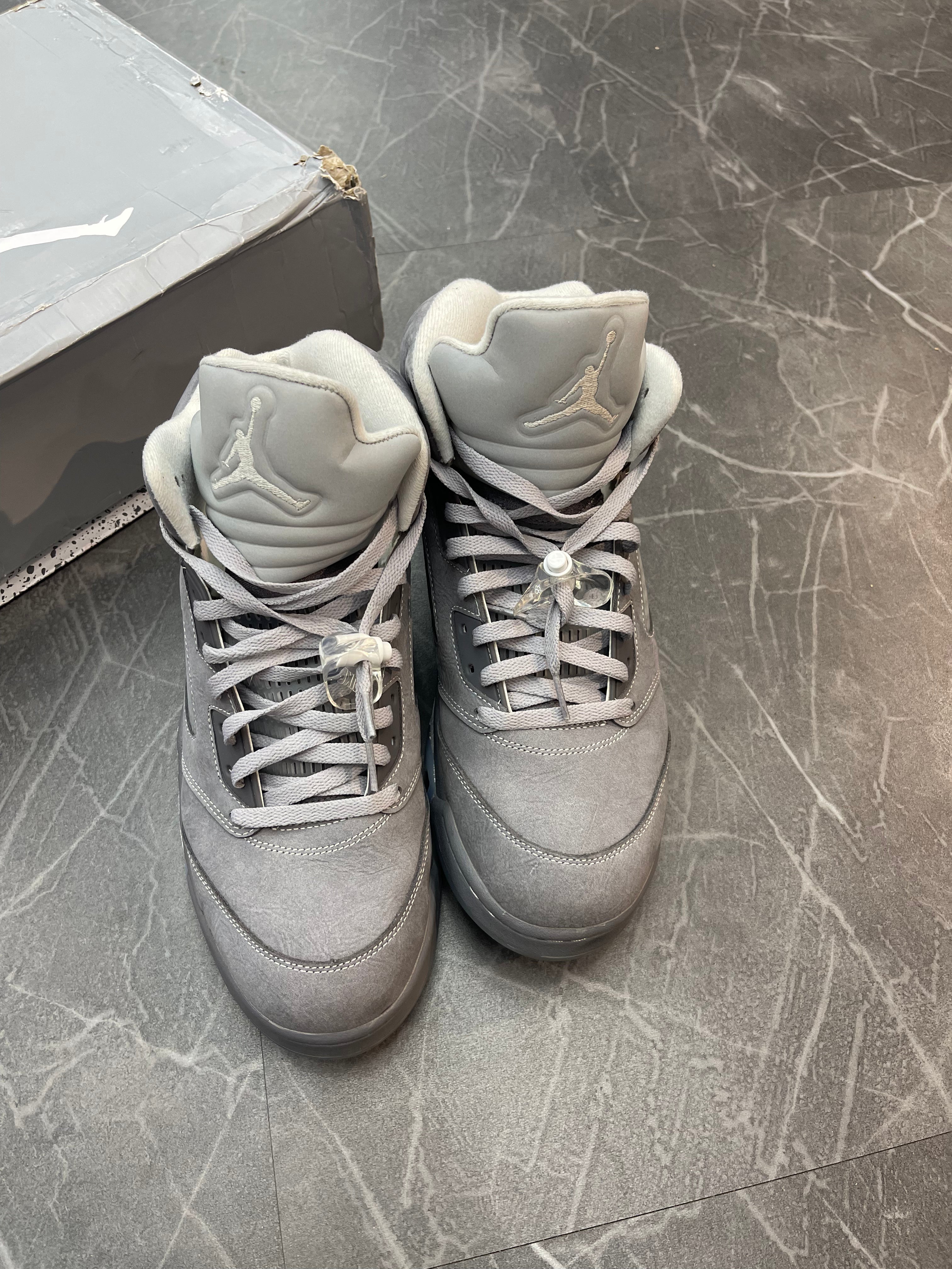 Jordan 5 “Wolf Grey”
