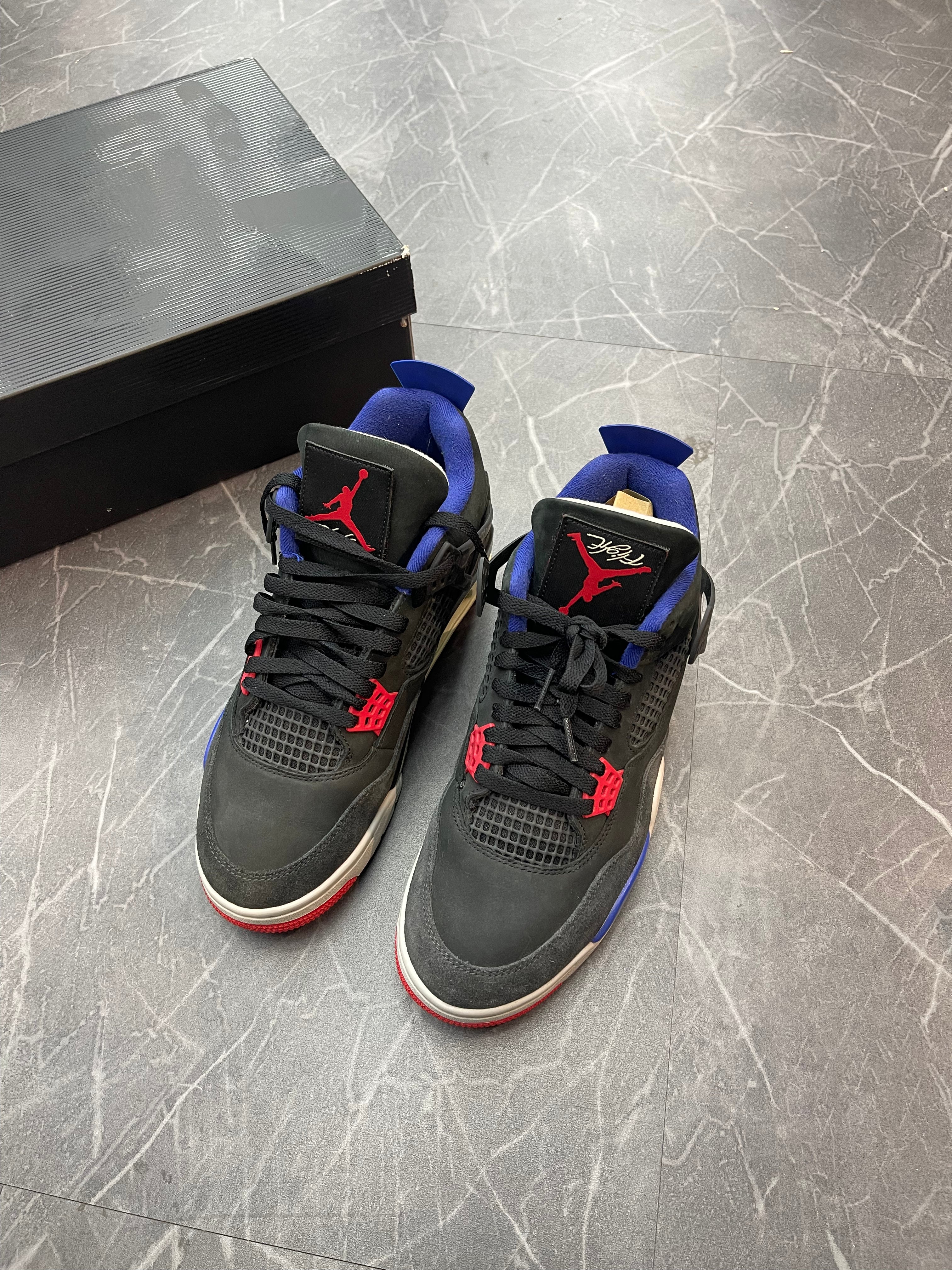 Jordan 4 “Rare Air”