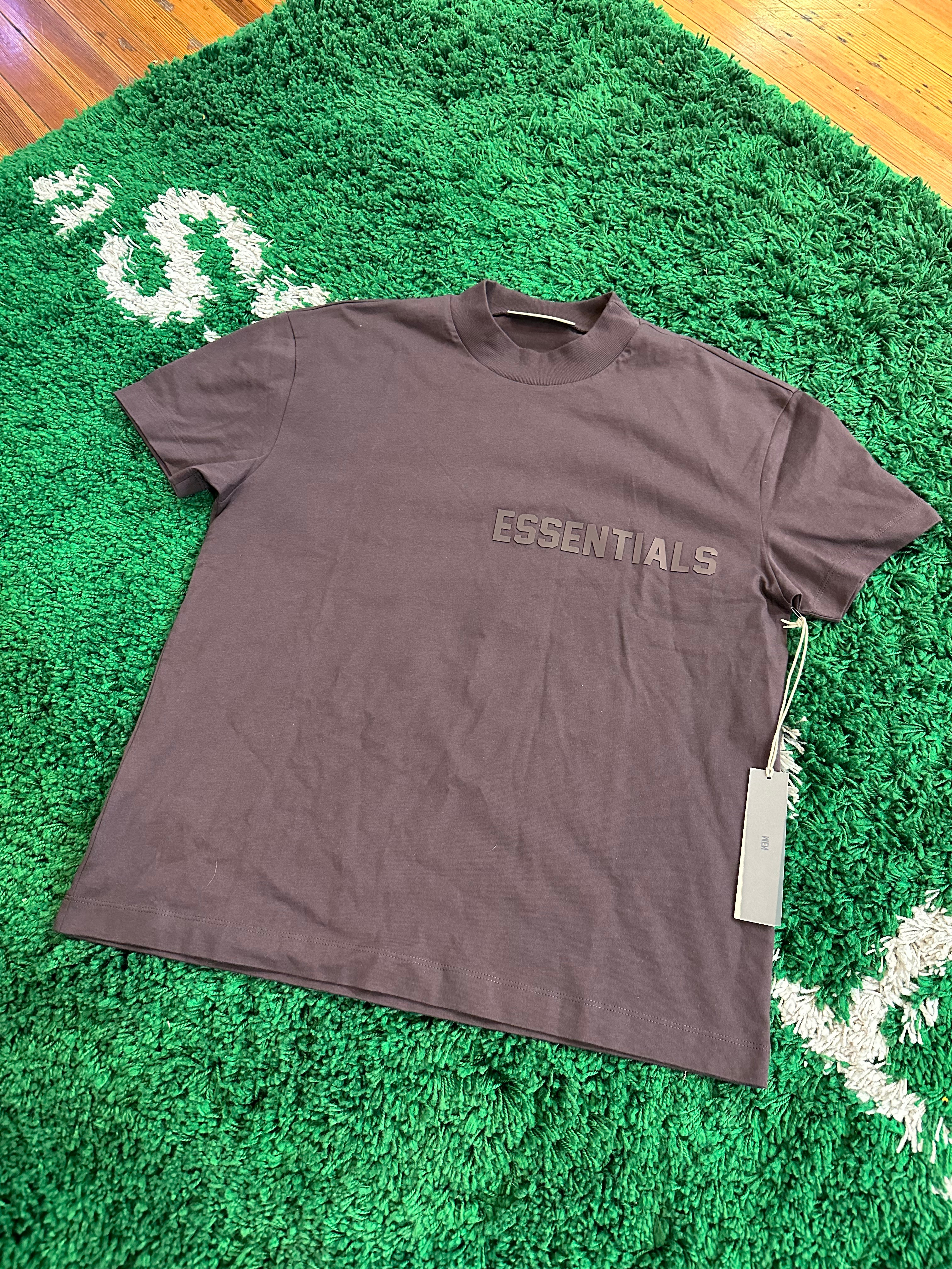 Essentials Tee “Plum”