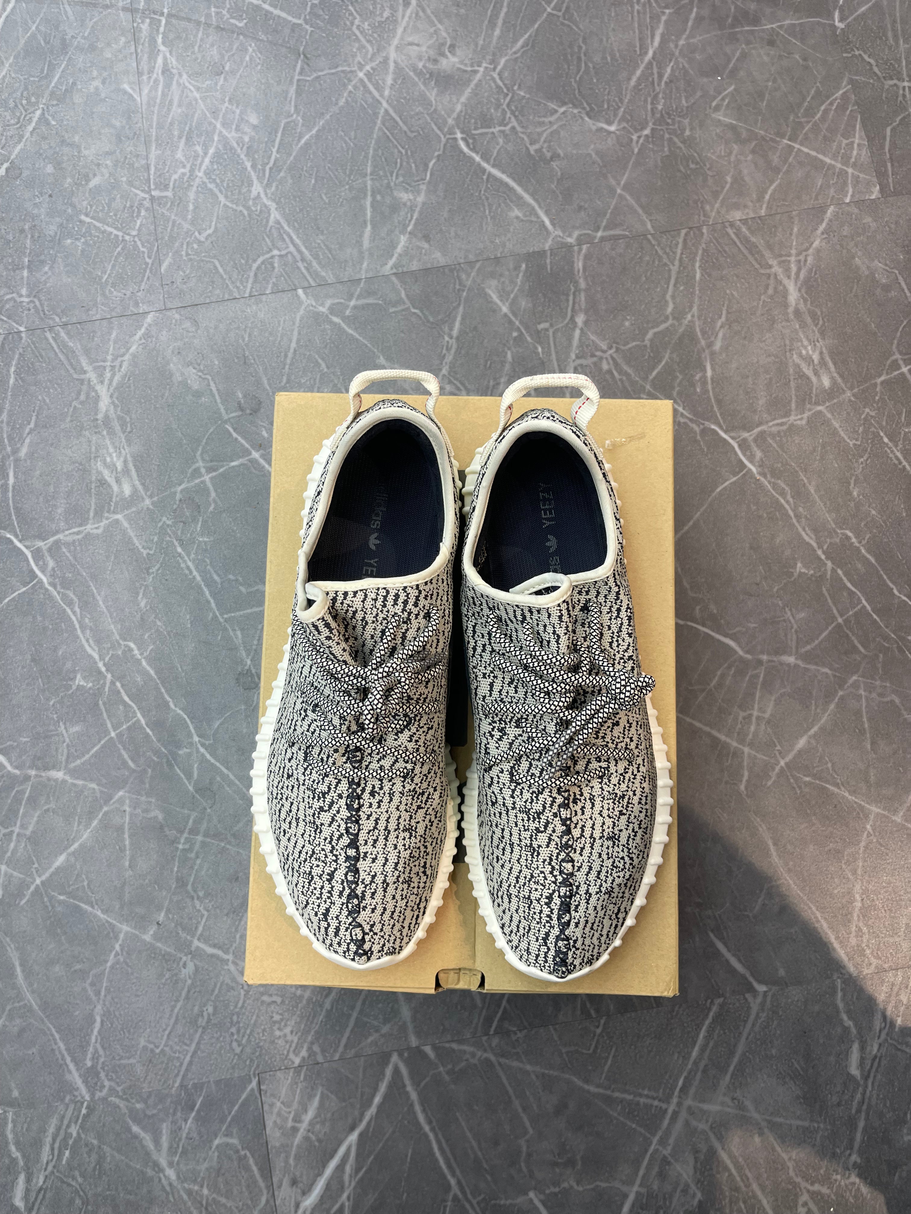 Yeezy 350 “Turtledove”