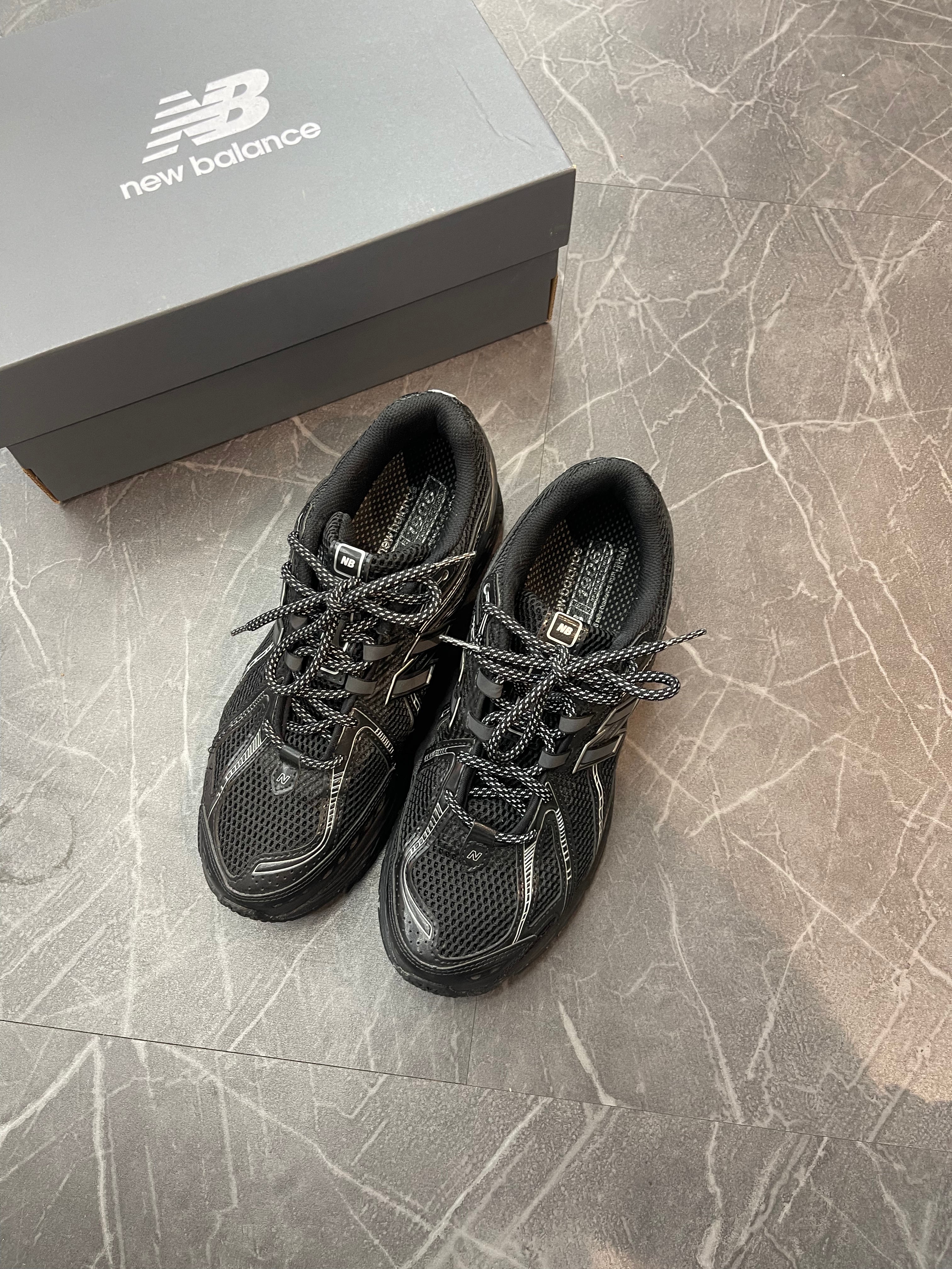 New Balance 1906R “Black/Silver”