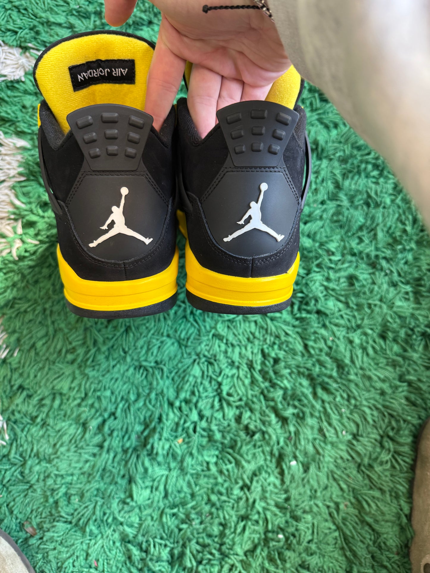 Jordan 4 “Thunder”