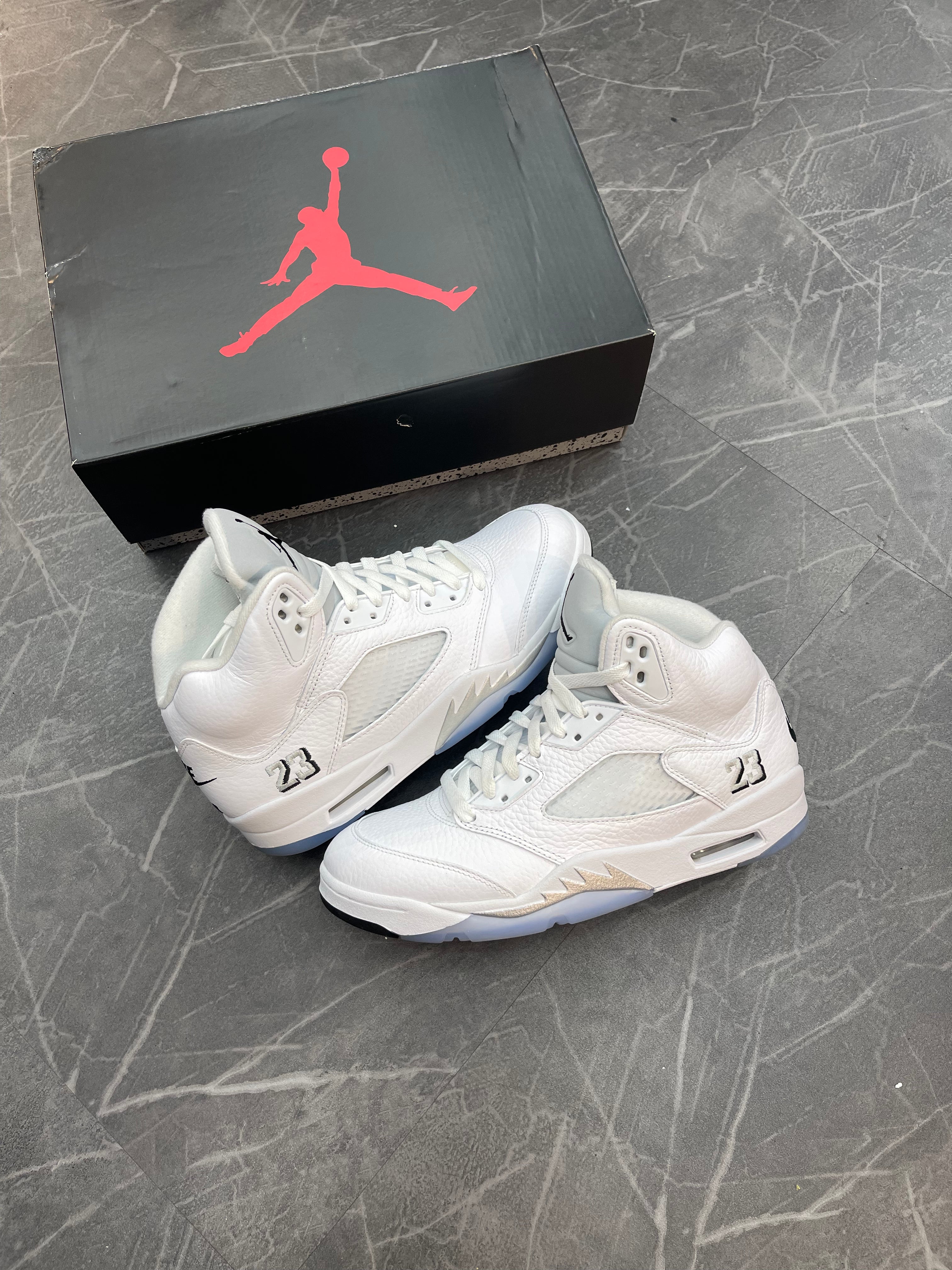 Jordan 5 “White Metallic”