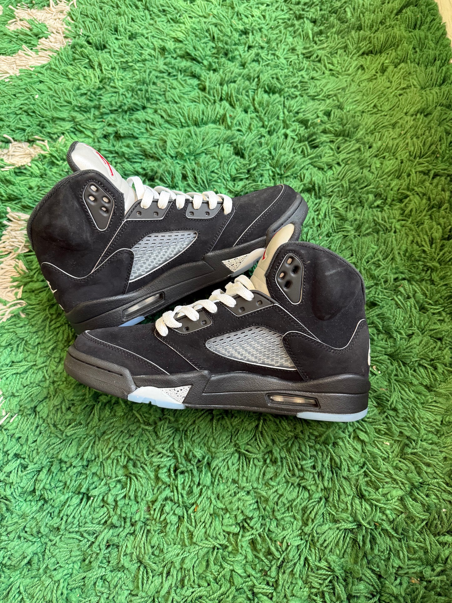 Jordan 5 “Black Metallic Reimagined”
