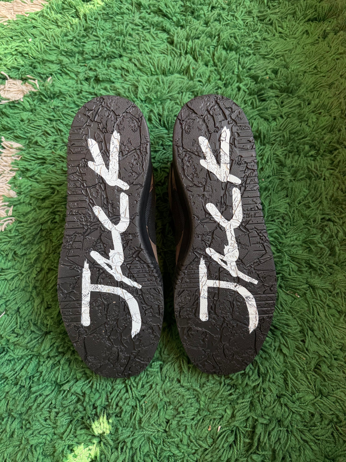 Travis Scott Jumpman Jack TR “Dark Mocha”