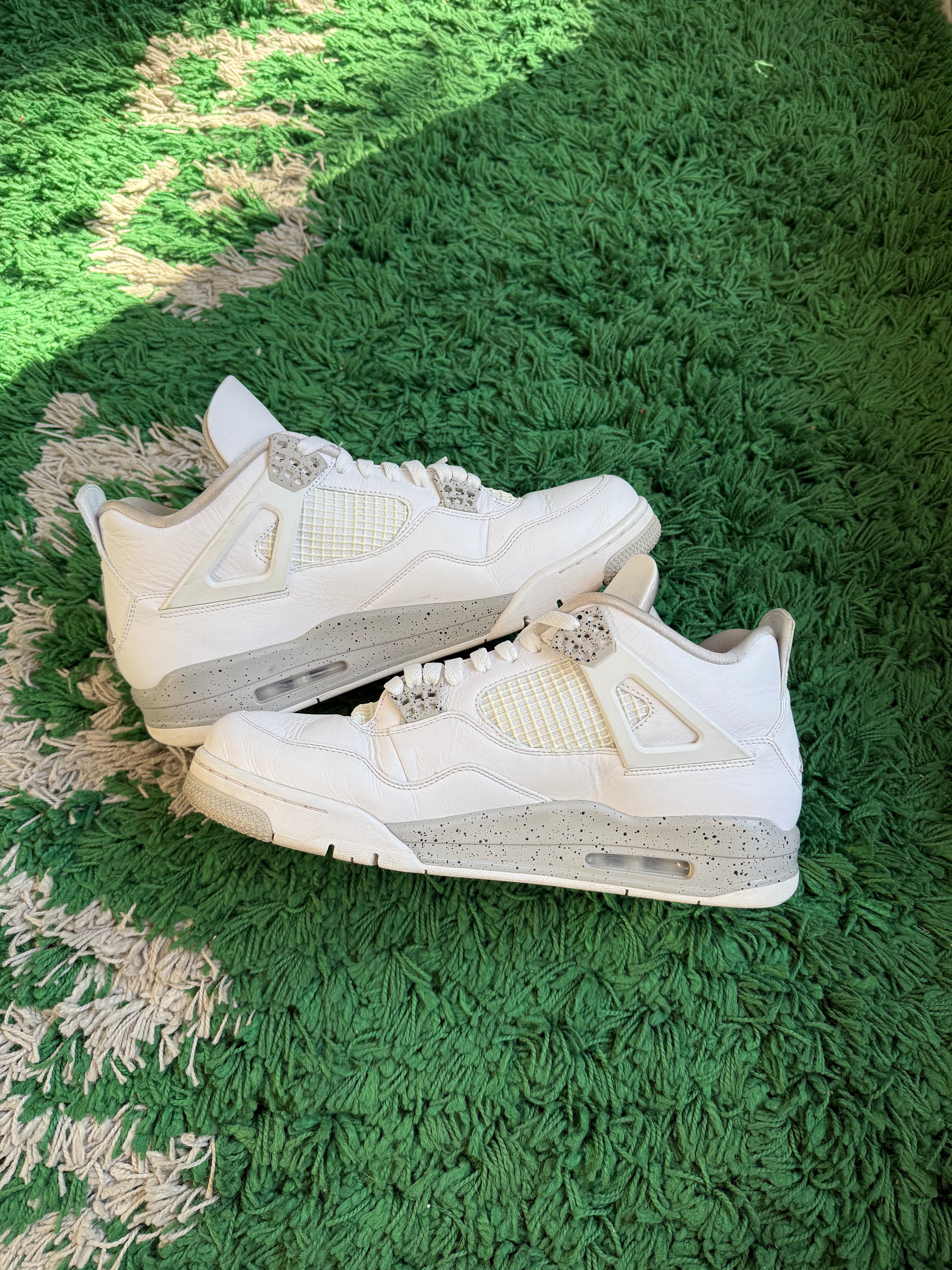 Jordan 4 “White Oreo”