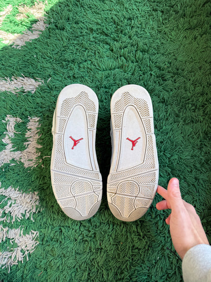 Jordan 4 “White Oreo”