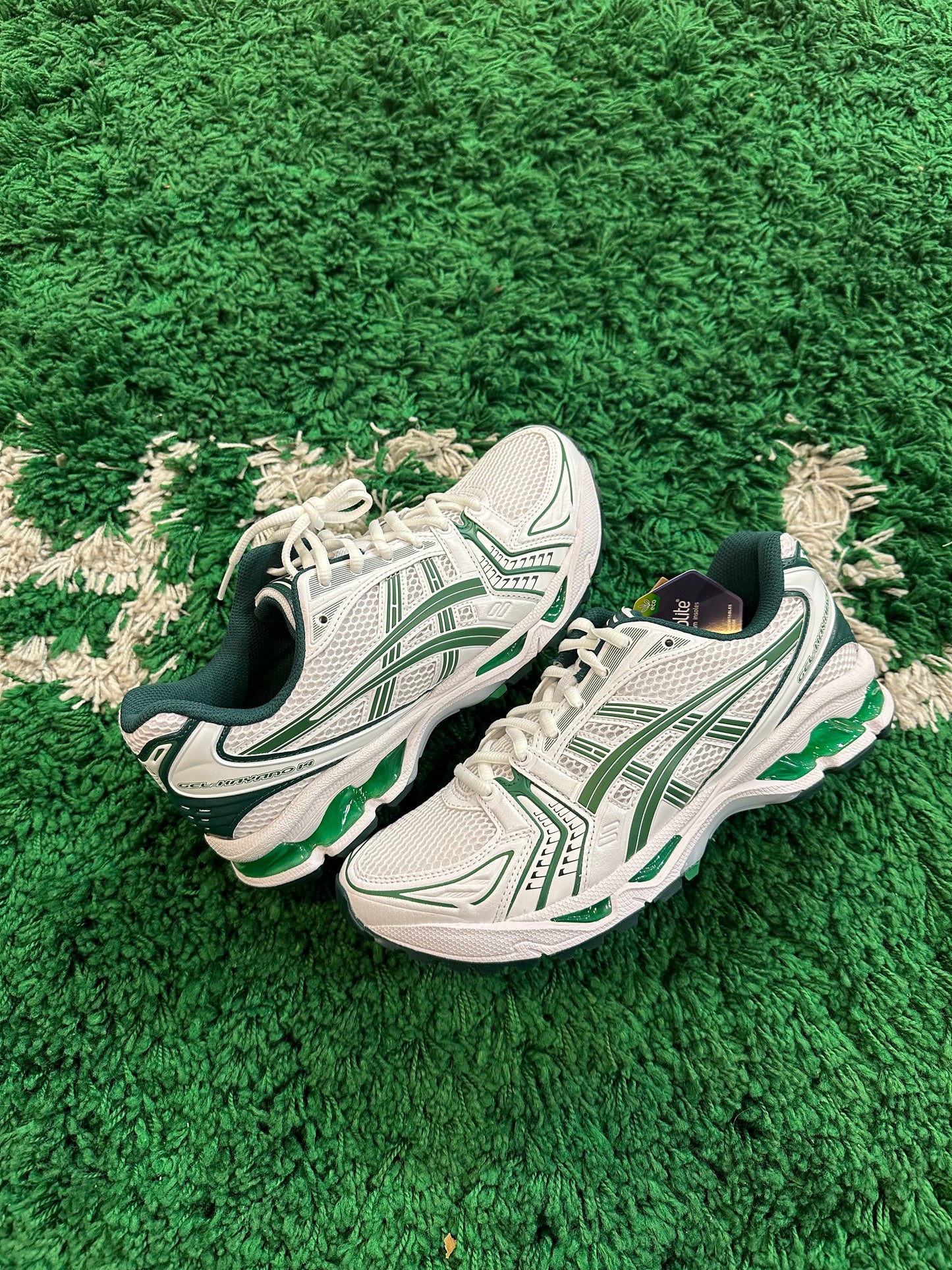 ASICS Gel-Kayano 14