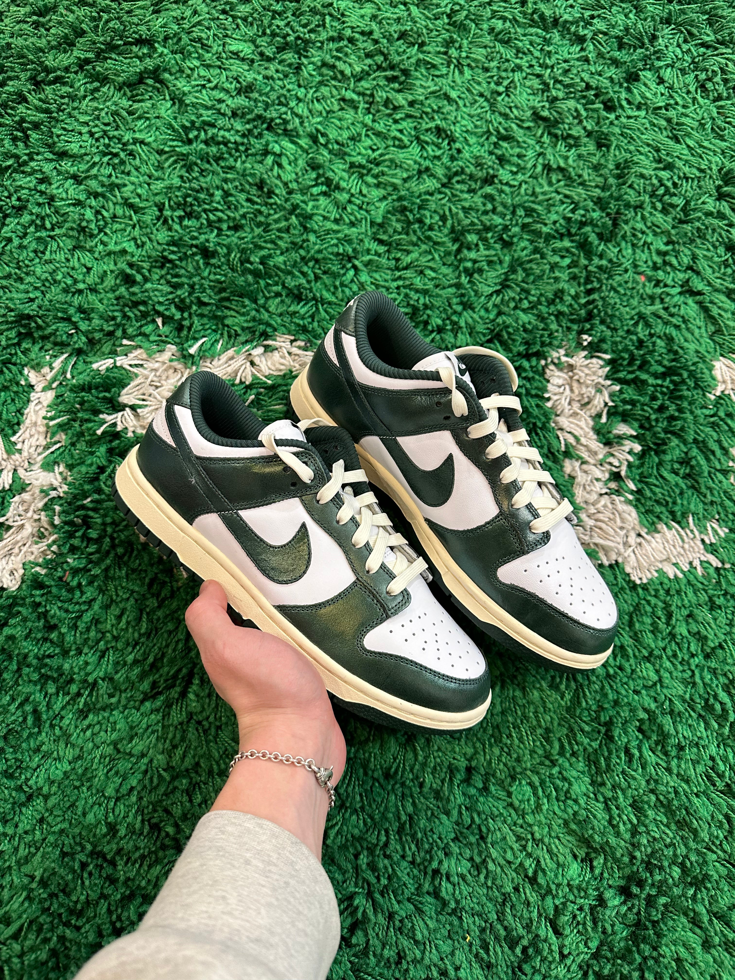 Nike Dunk Low “Vintage Green”