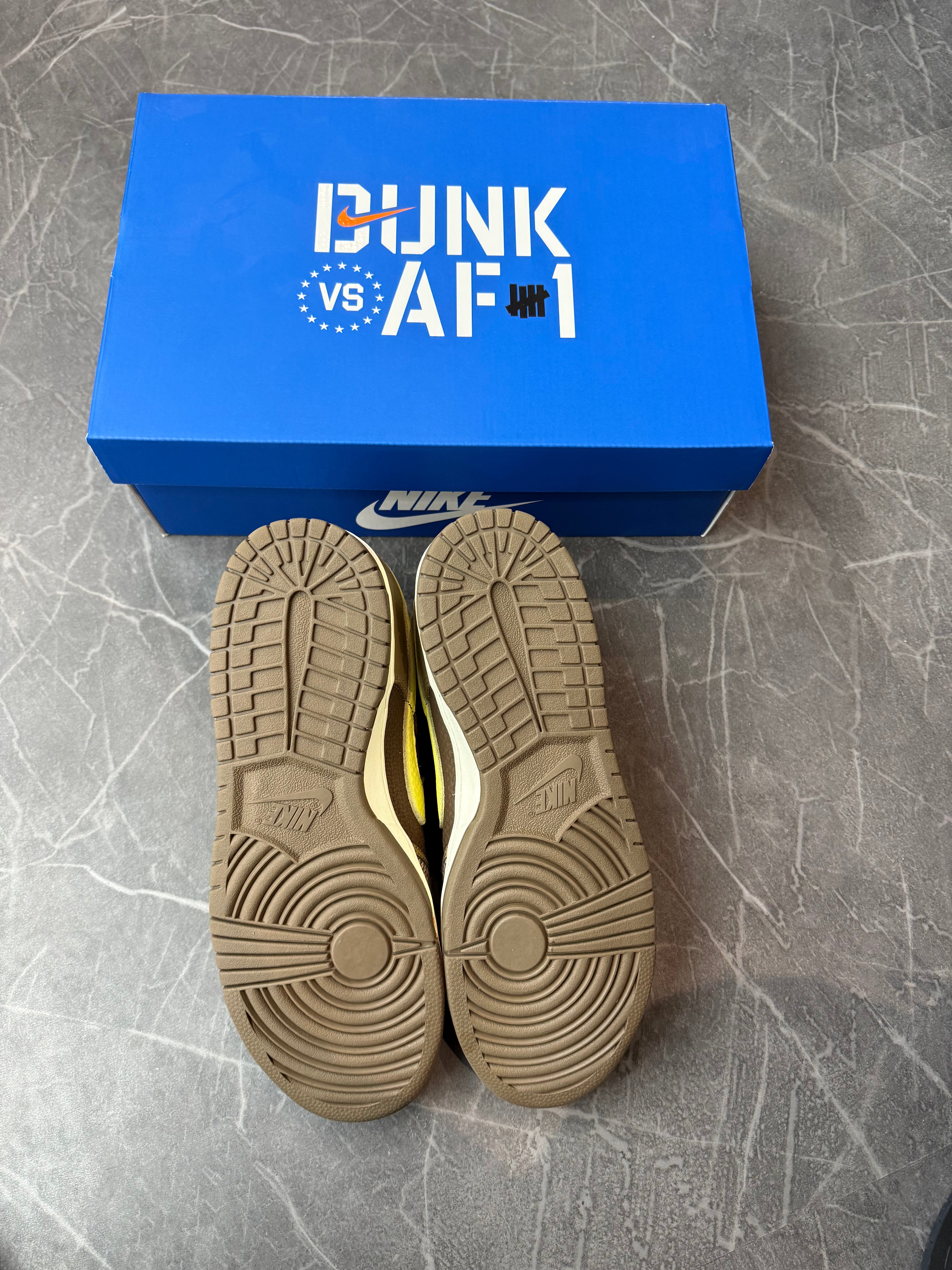 Nike Dunk Low x Undefeated “Canteen”