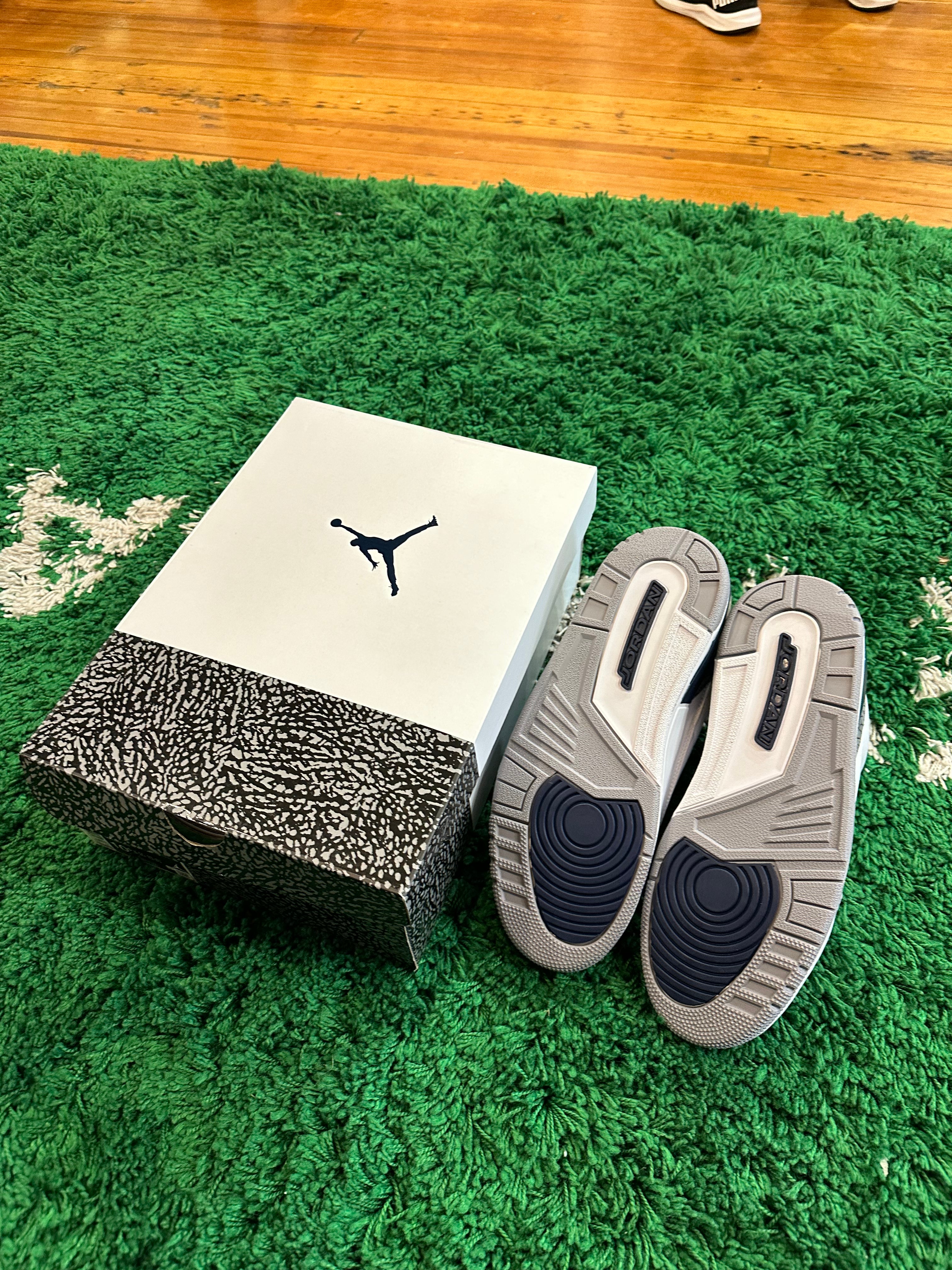 Jordan 3 “Midnight Navy”