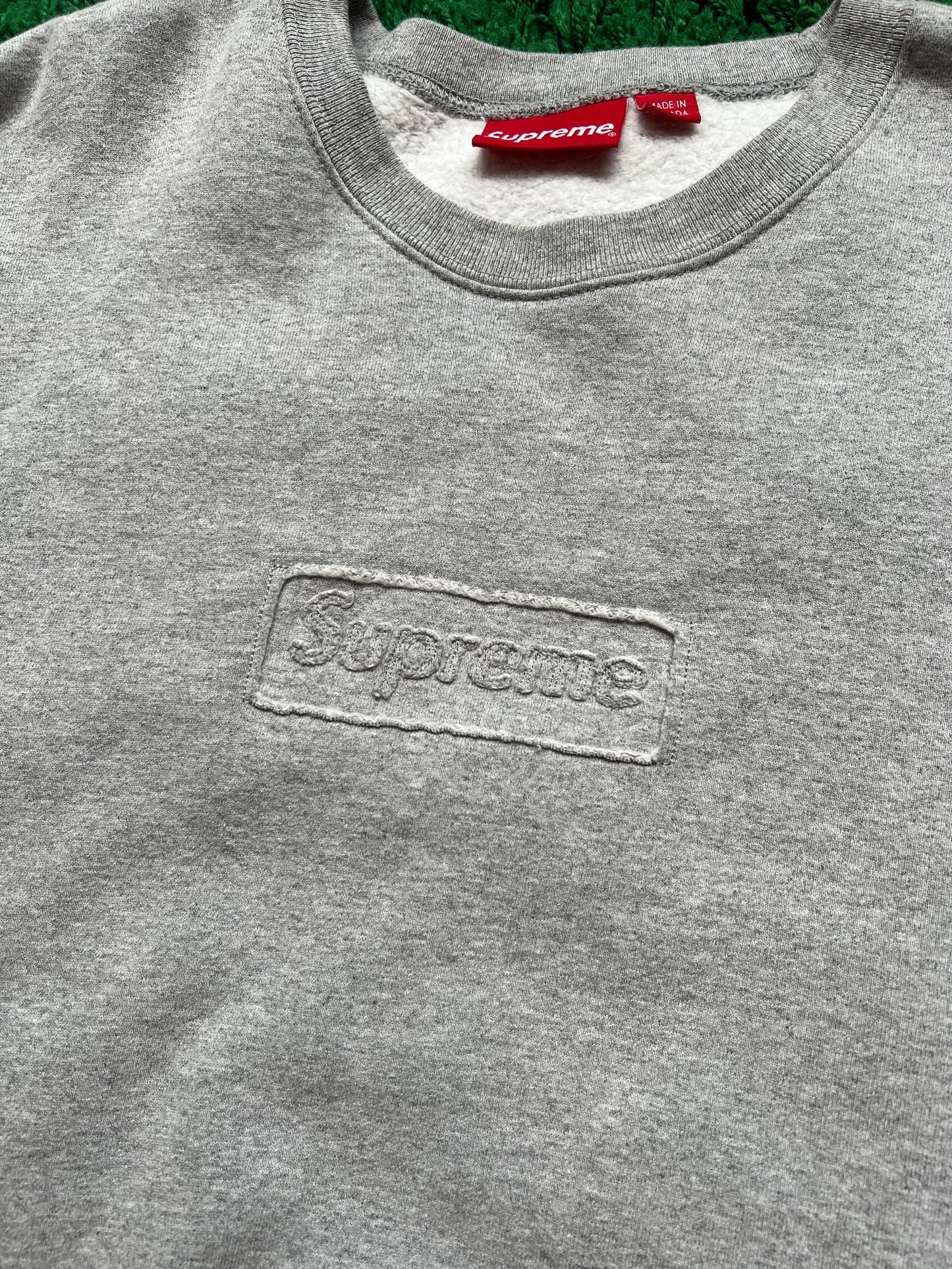 Supreme Cutout Box Logo Crewneck “Grey”